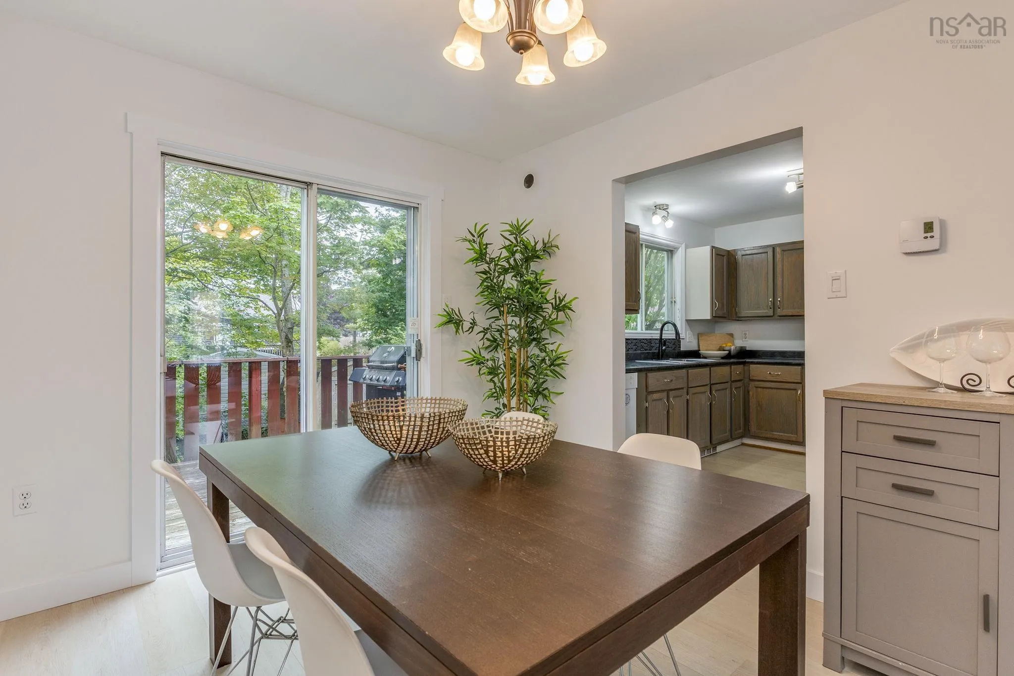20 Oakwood Court, Dartmouth, NS B2W 5P8, 4 Bedrooms Bedrooms, ,2 BathroomsBathrooms,Residential,For Sale,Oakwood,202523839
