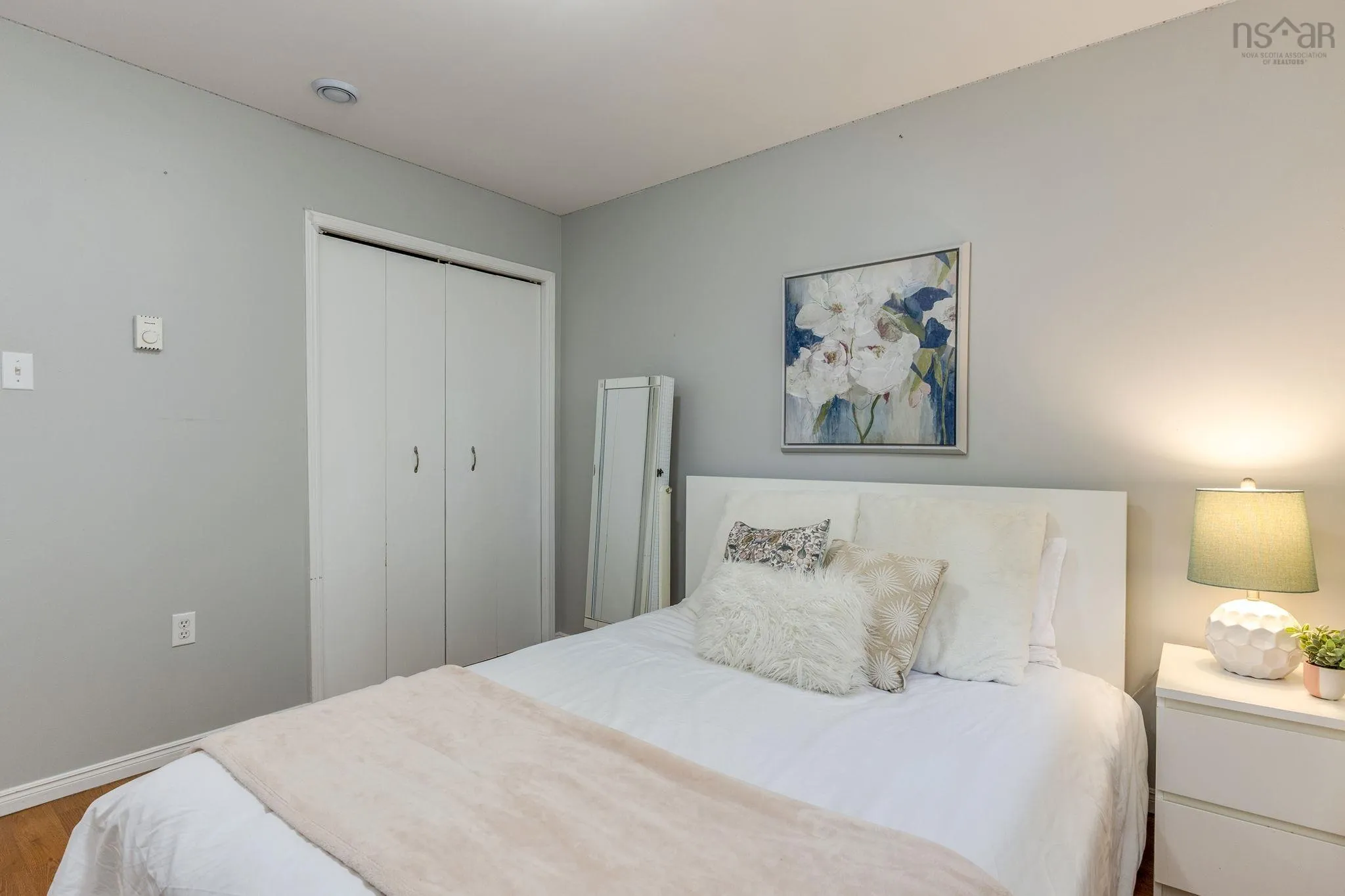 20 Oakwood Court, Dartmouth, NS B2W 5P8, 4 Bedrooms Bedrooms, ,2 BathroomsBathrooms,Residential,For Sale,Oakwood,202523839