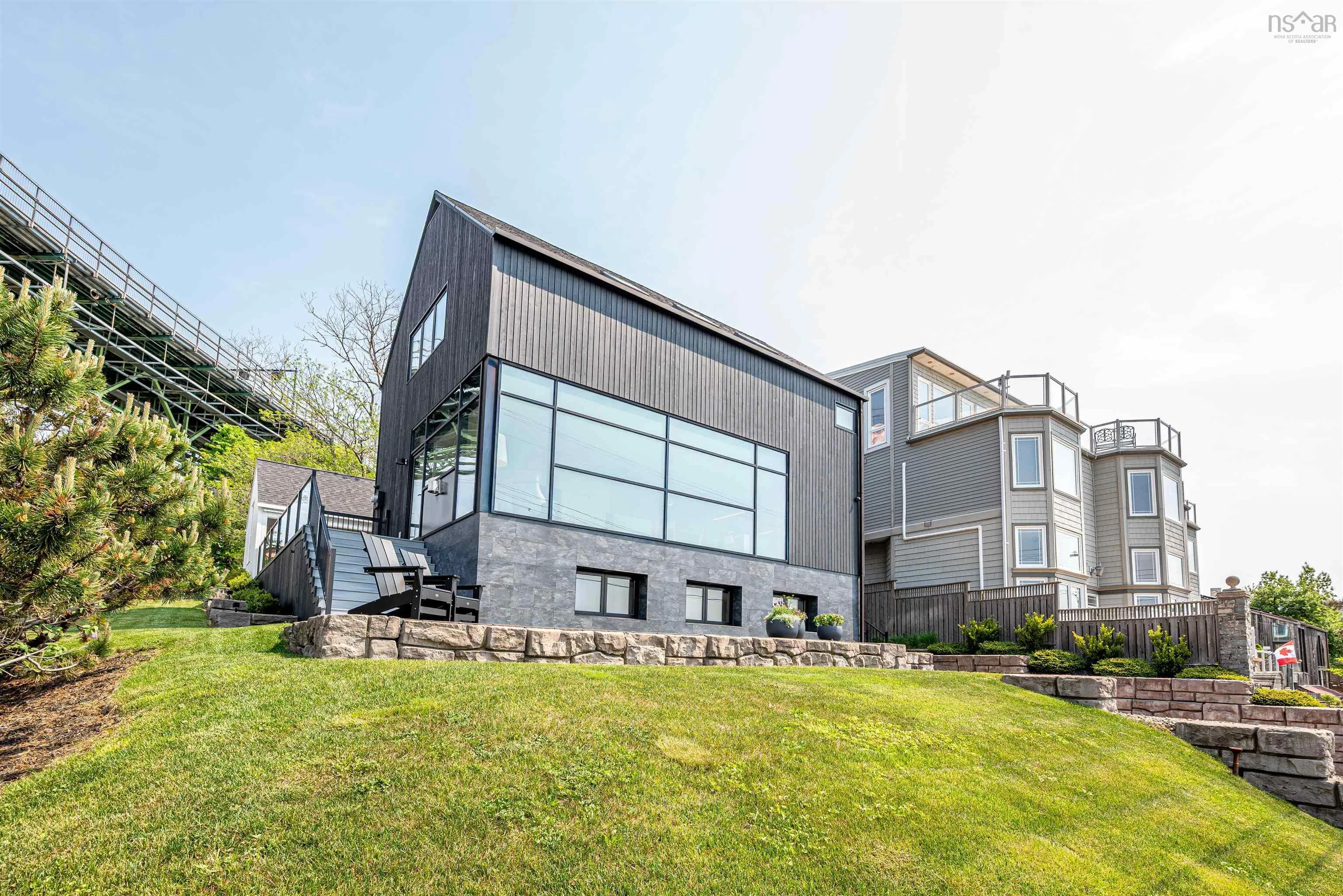 90 Shore Road, Dartmouth, NS B4A 1A4, 3 Bedrooms Bedrooms, ,4 BathroomsBathrooms,Residential,For Sale,Shore,202514704