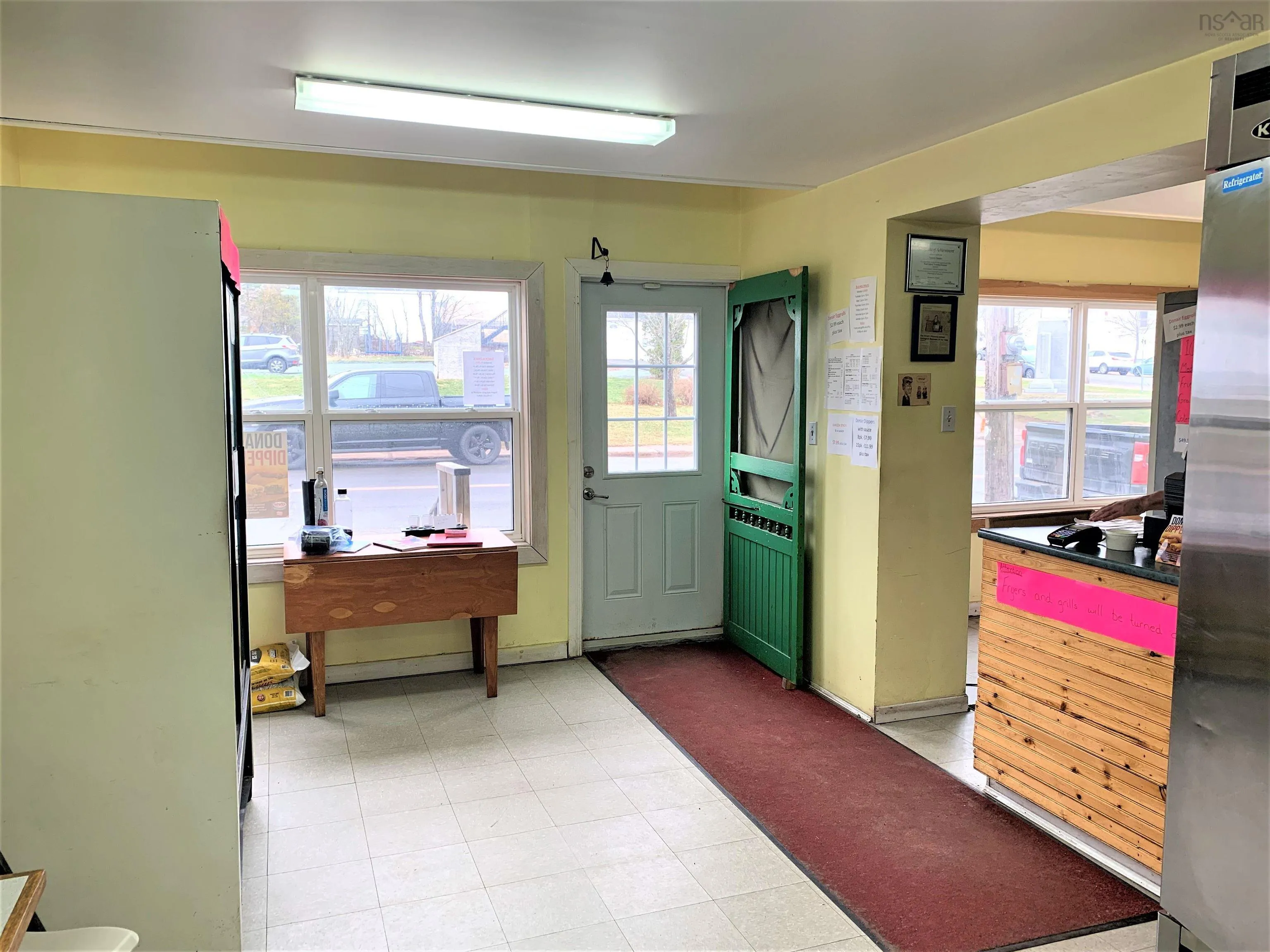 6 Junction Road, Springhill Ns B0m 1x0, ,Commercial Sale,For Sale,Junction,202508567