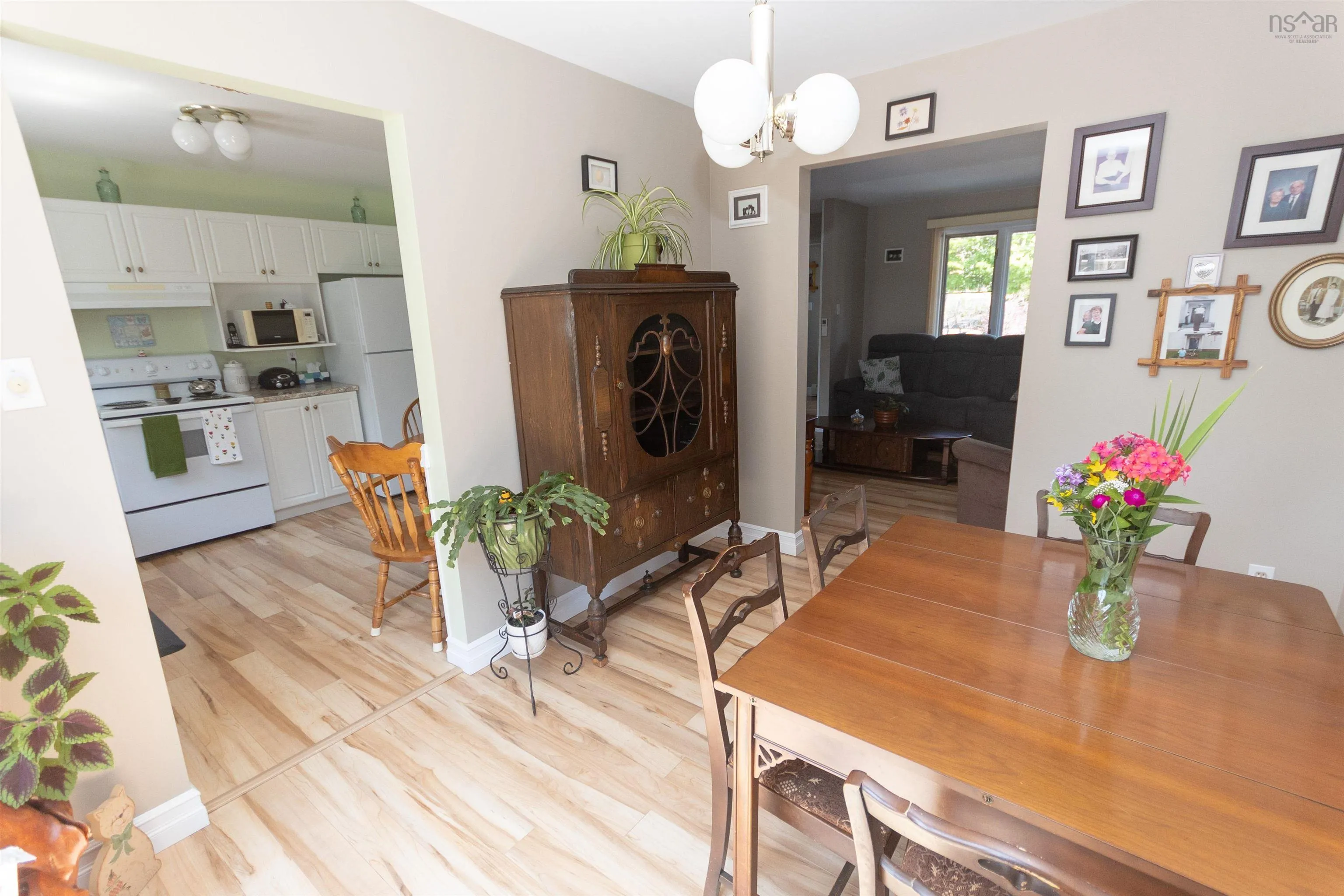 100 Lancaster Drive, Dartmouth, NS B3A 4X8, 3 Bedrooms Bedrooms, ,2 BathroomsBathrooms,Residential,For Sale,Lancaster,202520264