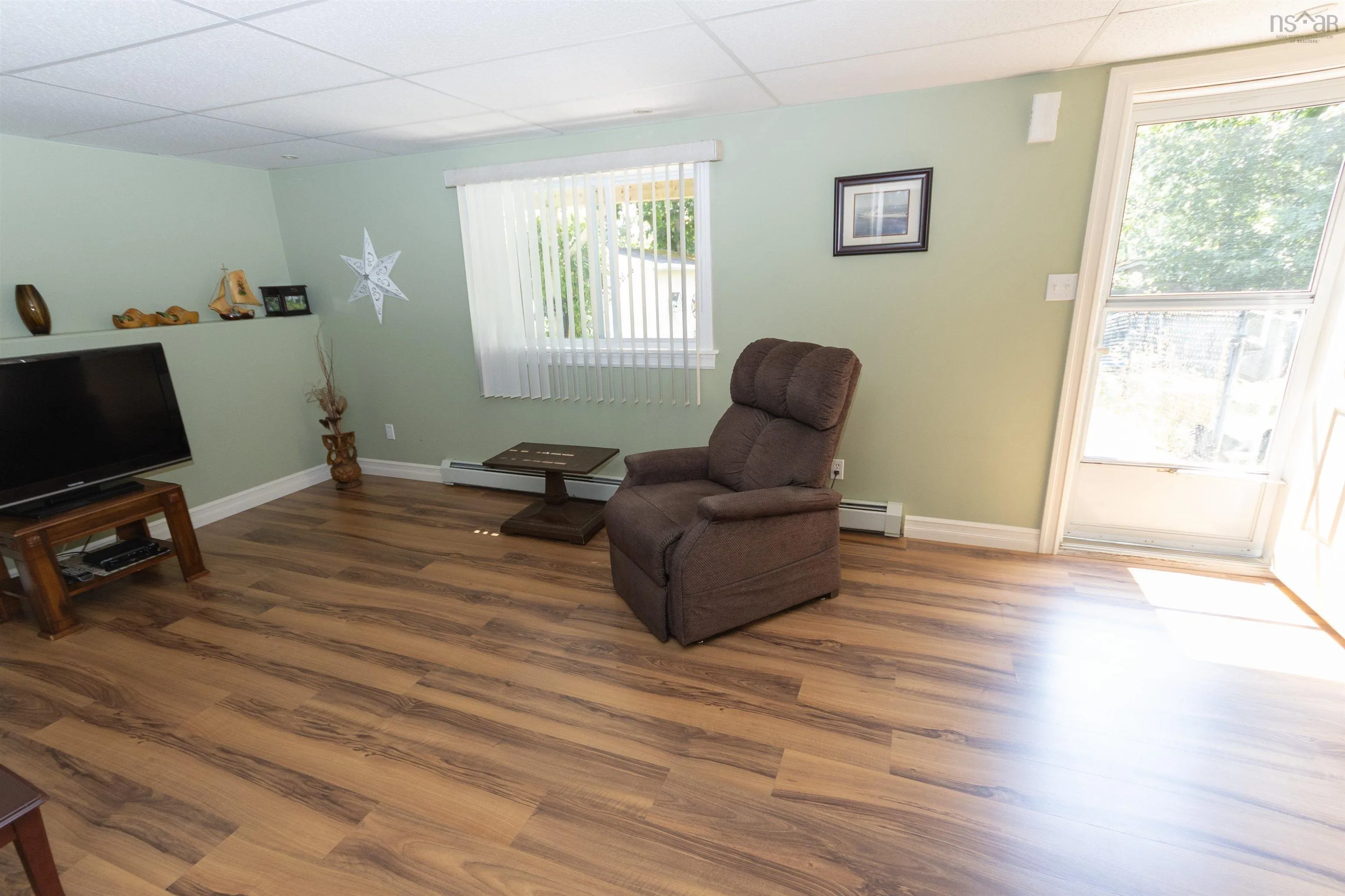 100 Lancaster Drive, Dartmouth, NS B3A 4X8, 3 Bedrooms Bedrooms, ,2 BathroomsBathrooms,Residential,For Sale,Lancaster,202520264