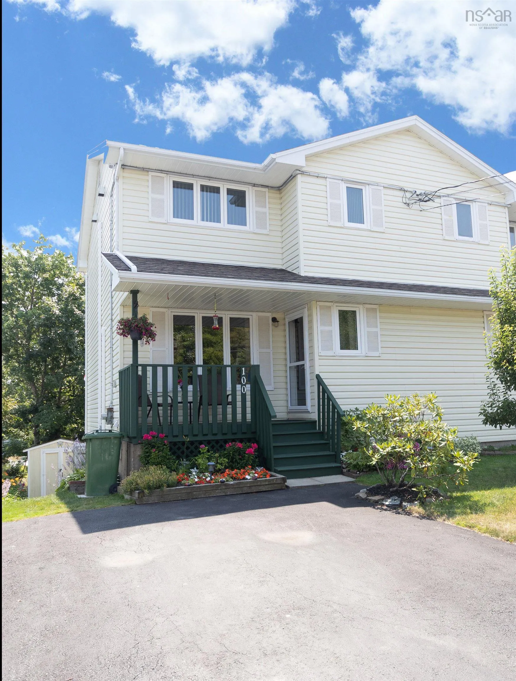 100 Lancaster Drive, Dartmouth, NS B3A 4X8, 3 Bedrooms Bedrooms, ,2 BathroomsBathrooms,Residential,For Sale,Lancaster,202520264