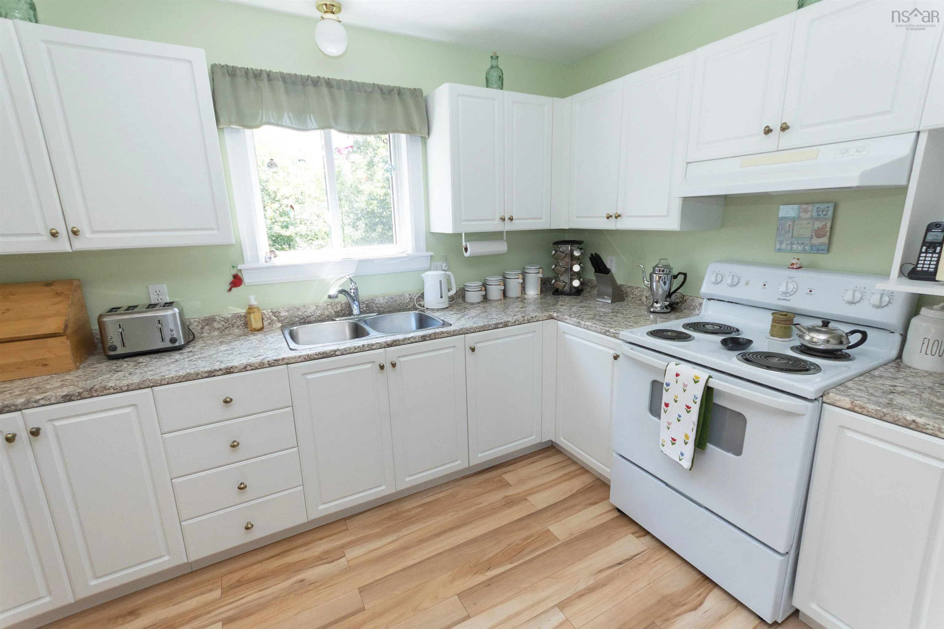 100 Lancaster Drive, Dartmouth, NS B3A 4X8, 3 Bedrooms Bedrooms, ,2 BathroomsBathrooms,Residential,For Sale,Lancaster,202520264