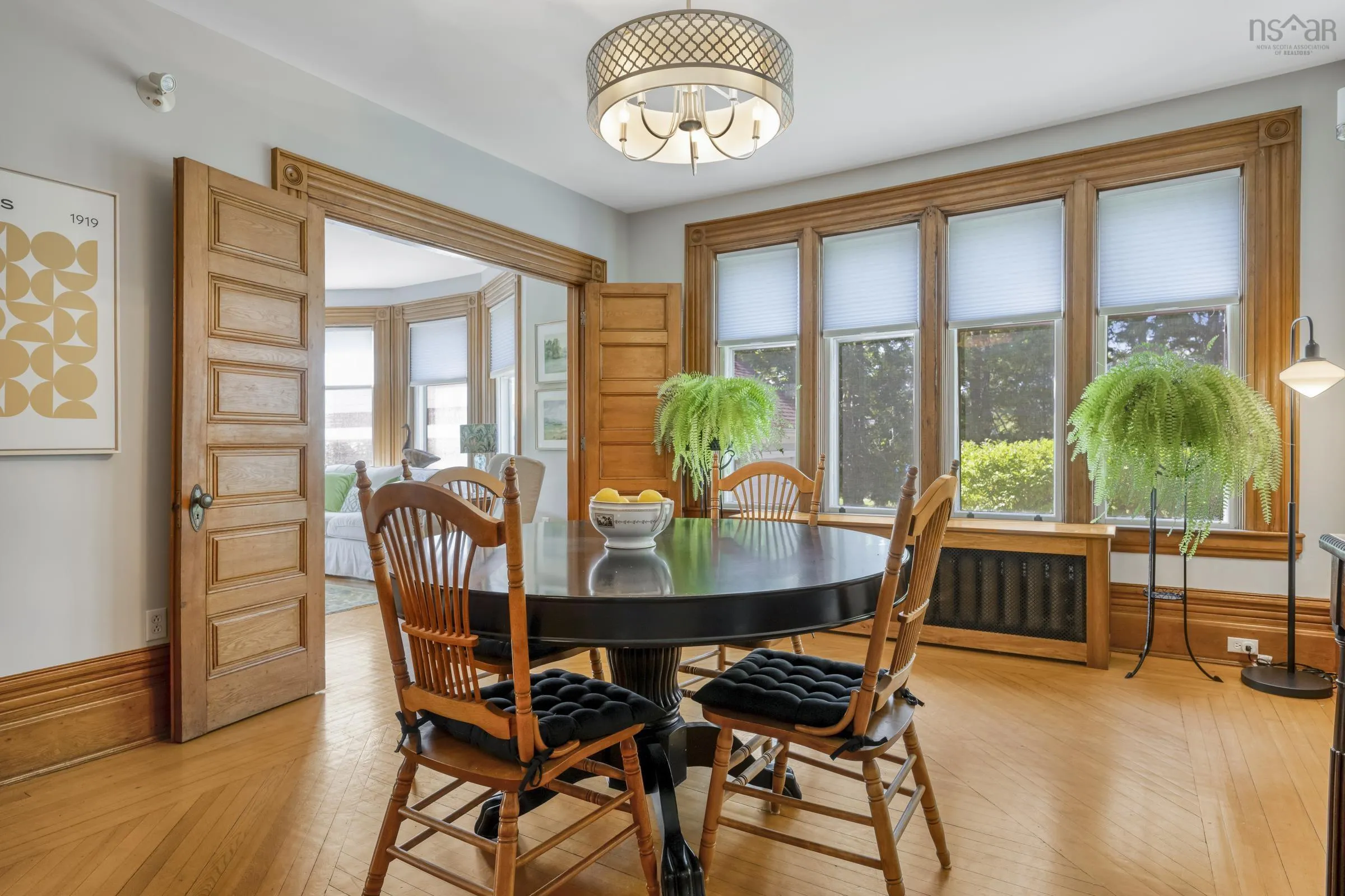 216 Dufferin Street, Lunenburg, NS B0J 2C0, 8 Bedrooms Bedrooms, ,10 BathroomsBathrooms,Residential,For Sale,Dufferin,202522217