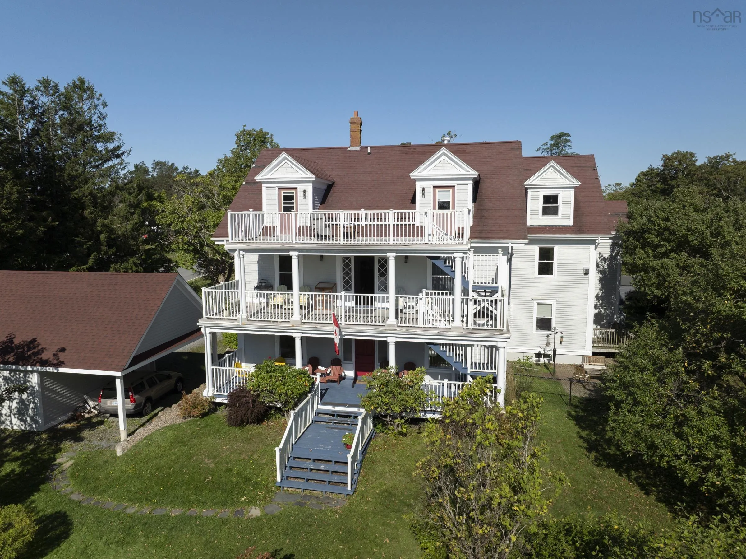 216 Dufferin Street, Lunenburg, NS B0J 2C0, 8 Bedrooms Bedrooms, ,10 BathroomsBathrooms,Residential,For Sale,Dufferin,202522217