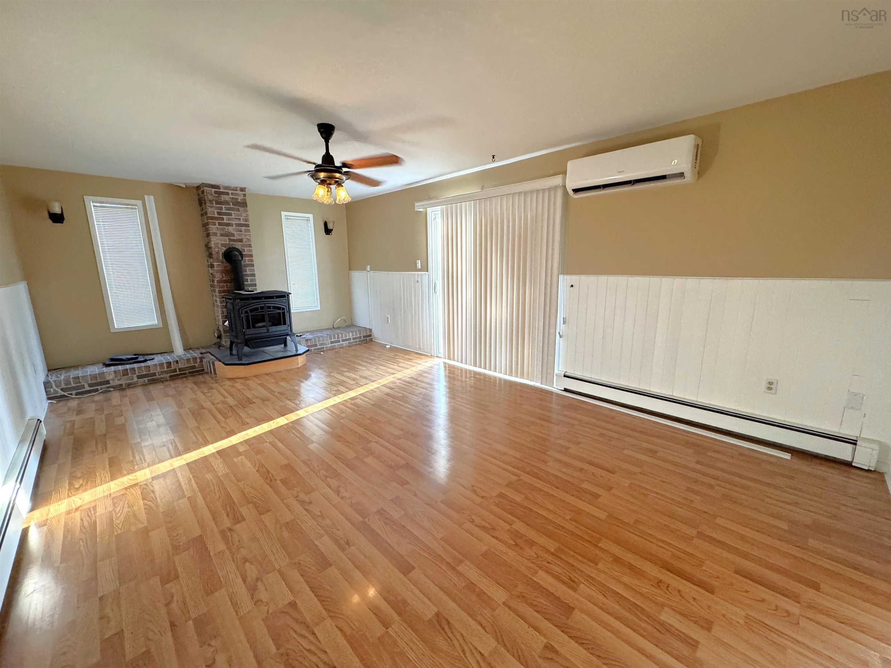 102 Old Foxbrook Road, Stellarton, NS B0K 1S0, 4 Bedrooms Bedrooms, ,3 BathroomsBathrooms,Residential,For Sale,Old Foxbrook,202520183