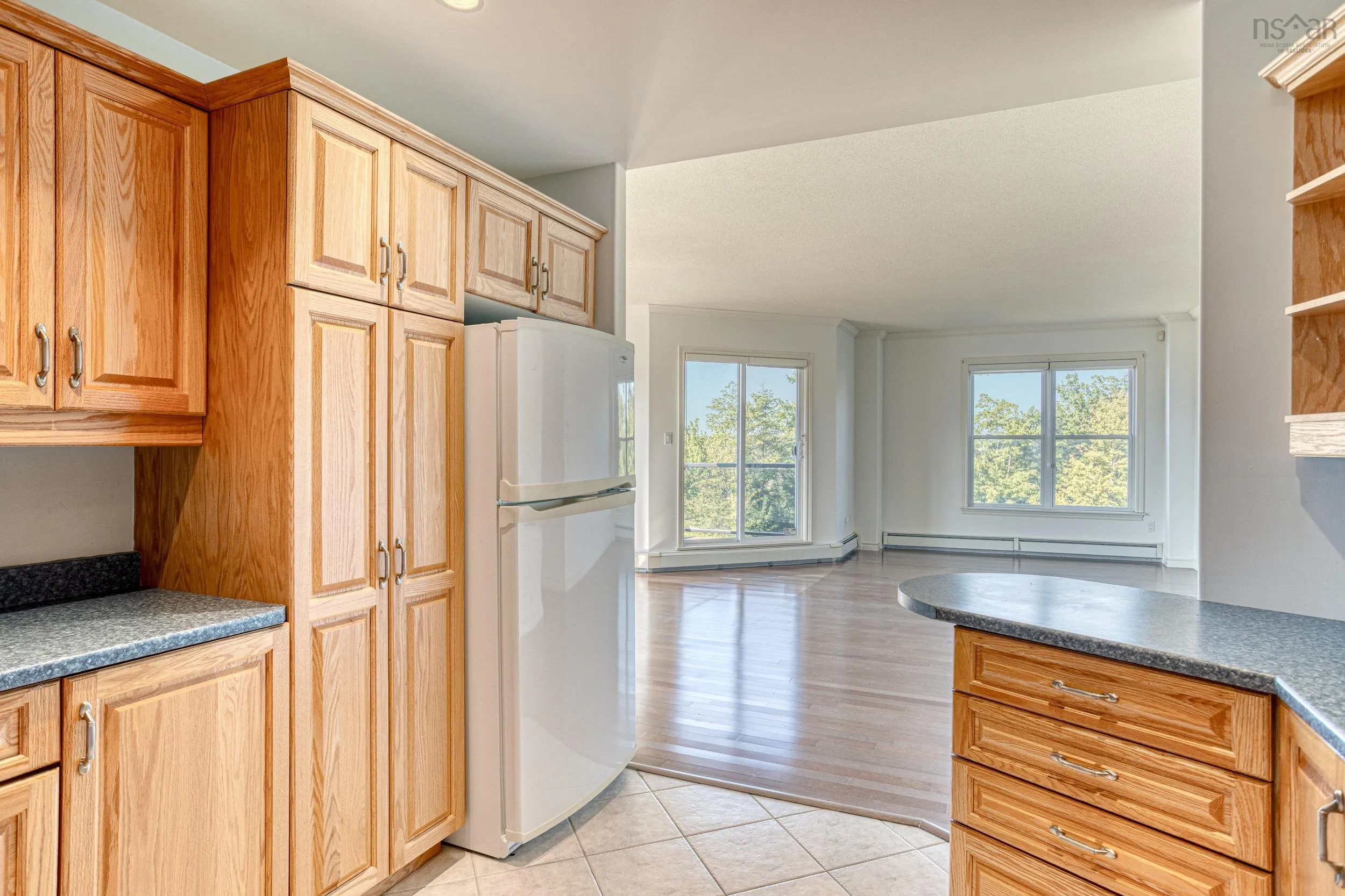 209-347 Portland Hills Drive, Dartmouth, NS B2W 0A7, 2 Bedrooms Bedrooms, ,2 BathroomsBathrooms,Residential,For Sale,Portland Hills,202521577