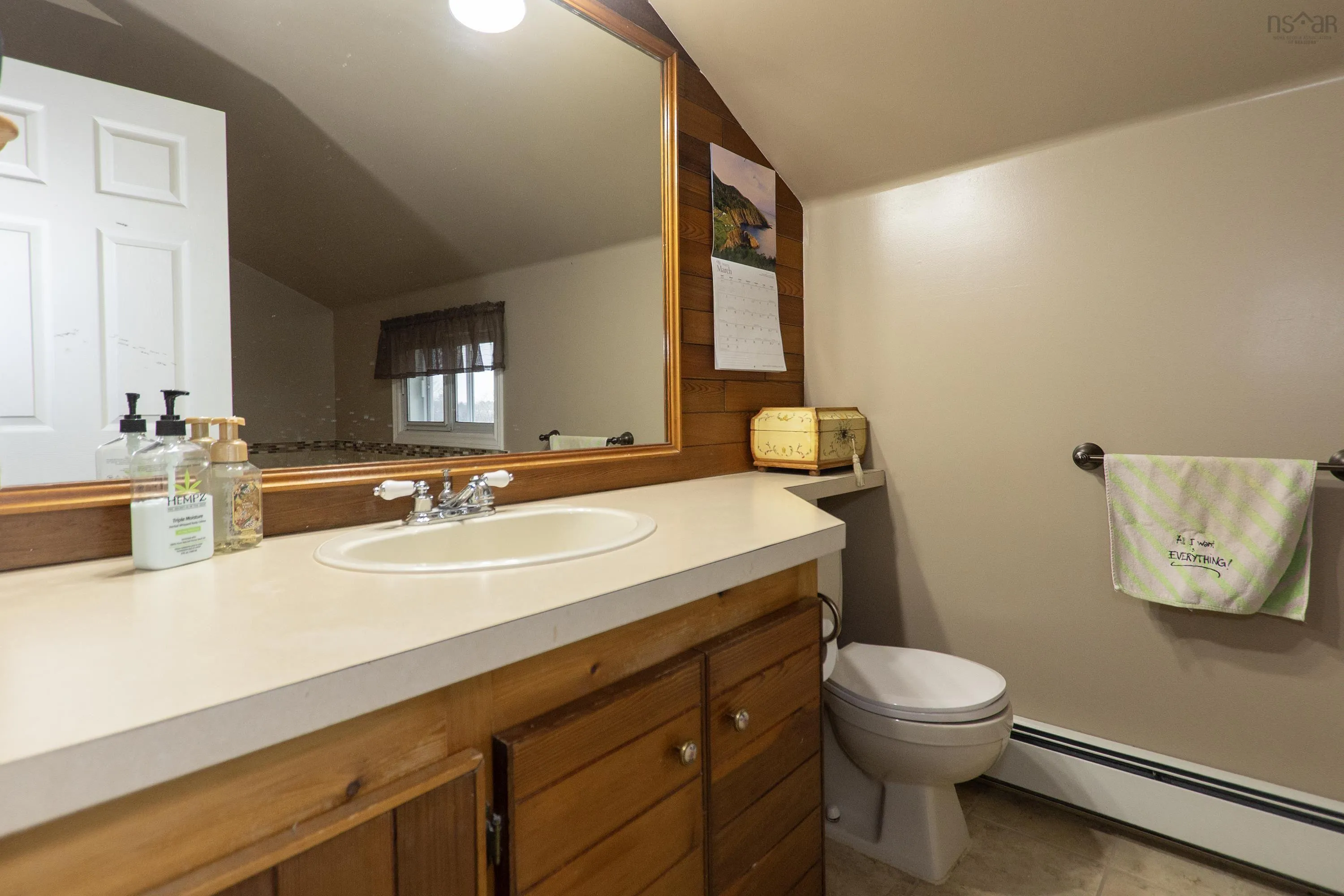 6 Arlington Avenue, Amherst Ns B4h 2s7, 5 Bedrooms Bedrooms, ,3 BathroomsBathrooms,Residential,For Sale,Arlington,202505209