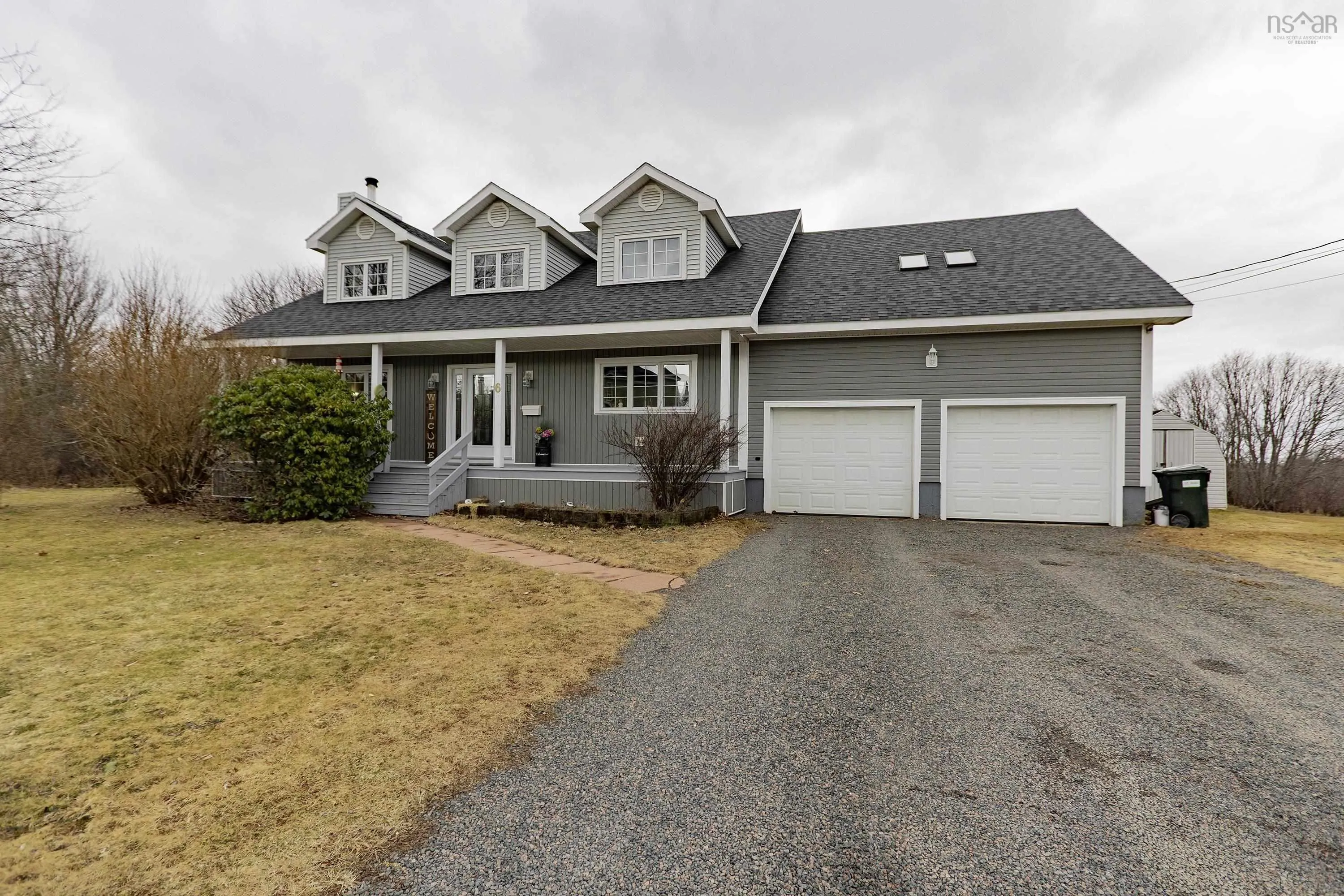 6 Arlington Avenue, Amherst Ns B4h 2s7, 5 Bedrooms Bedrooms, ,3 BathroomsBathrooms,Residential,For Sale,Arlington,202505209