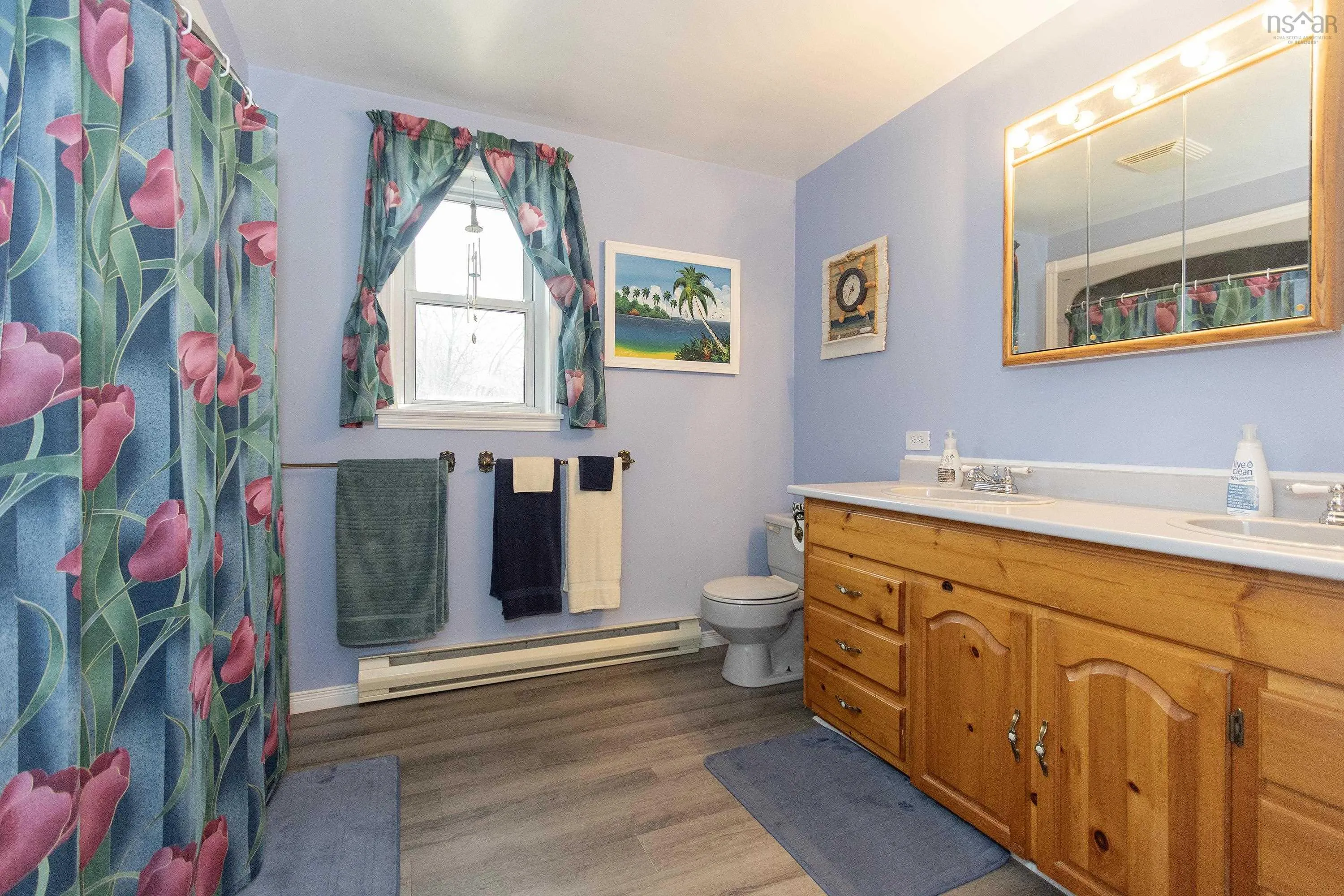 6 Arlington Avenue, Amherst Ns B4h 2s7, 5 Bedrooms Bedrooms, ,3 BathroomsBathrooms,Residential,For Sale,Arlington,202505209