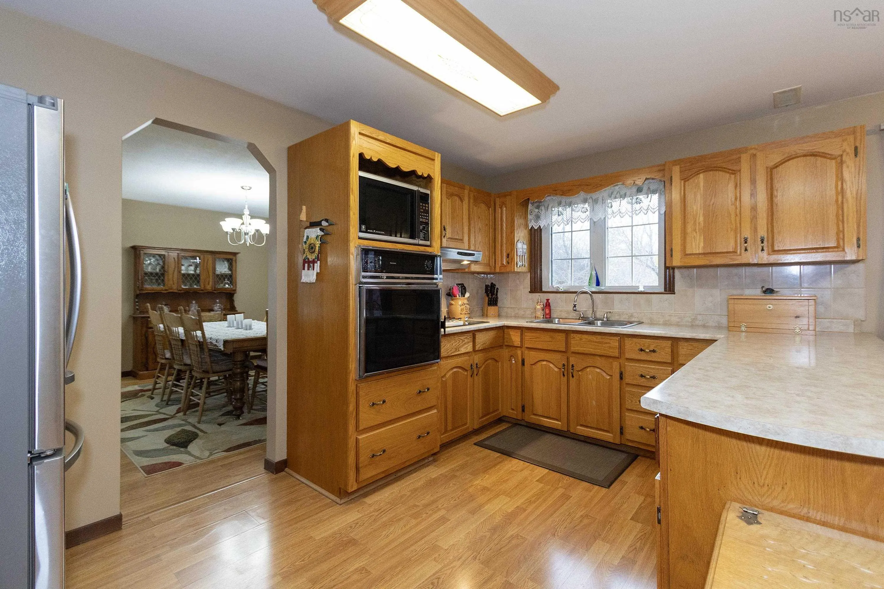 6 Arlington Avenue, Amherst Ns B4h 2s7, 5 Bedrooms Bedrooms, ,3 BathroomsBathrooms,Residential,For Sale,Arlington,202505209