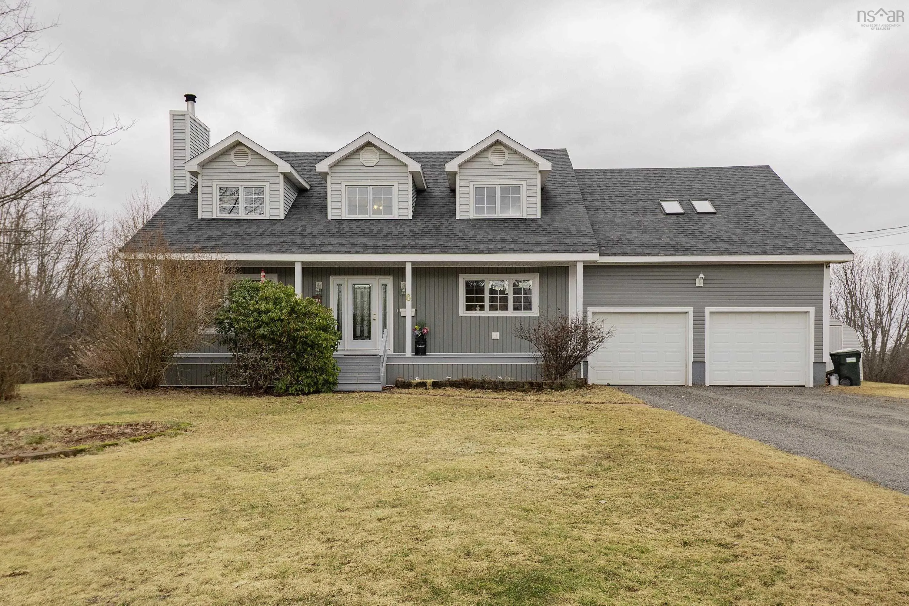 6 Arlington Avenue, Amherst Ns B4h 2s7, 5 Bedrooms Bedrooms, ,3 BathroomsBathrooms,Residential,For Sale,Arlington,202505209