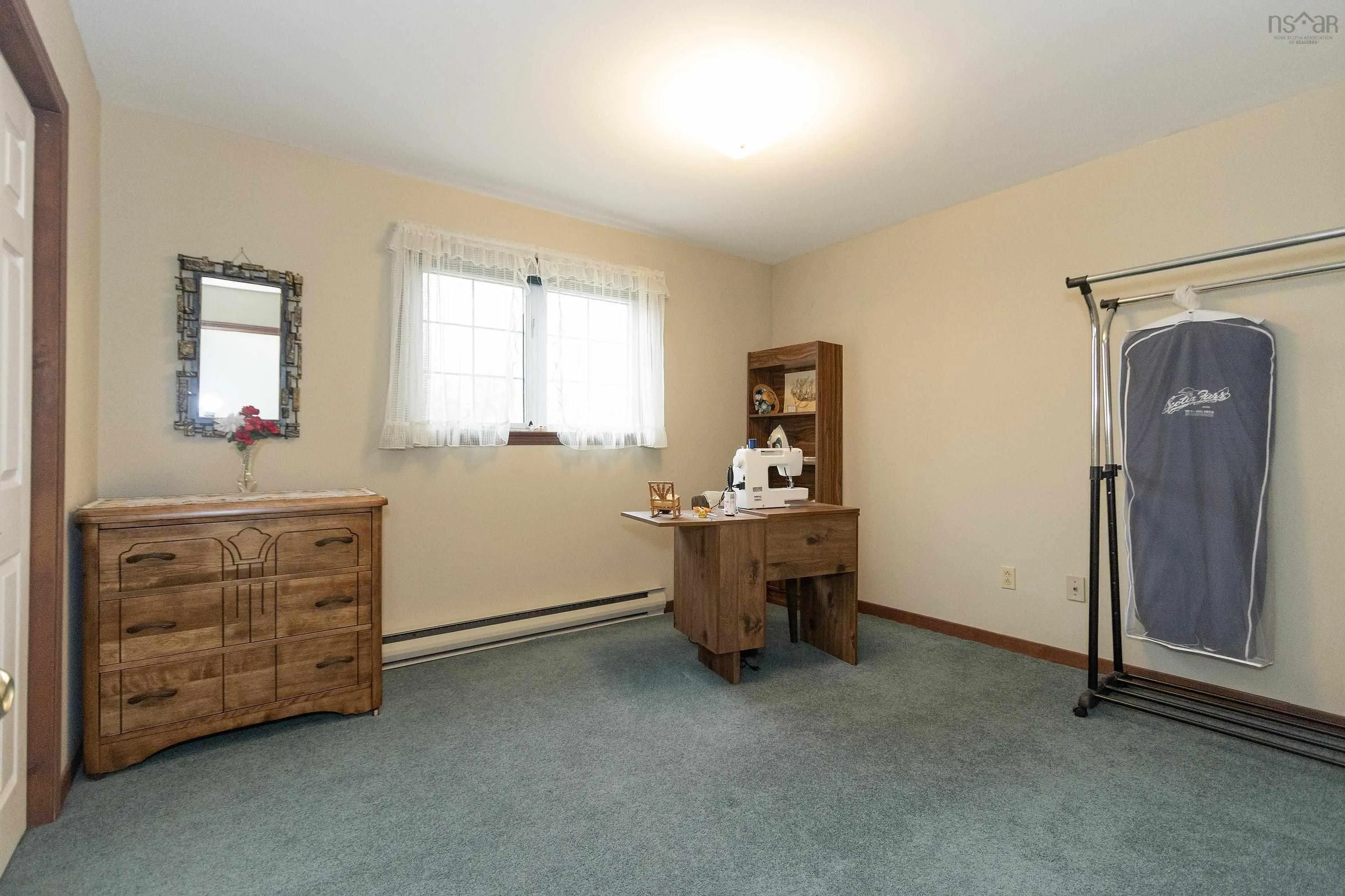 6 Arlington Avenue, Amherst Ns B4h 2s7, 5 Bedrooms Bedrooms, ,3 BathroomsBathrooms,Residential,For Sale,Arlington,202505209
