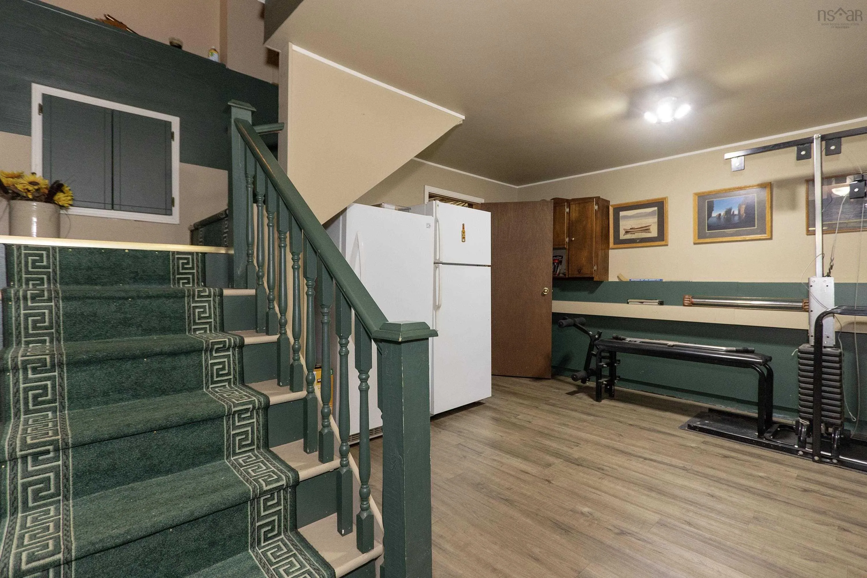 6 Arlington Avenue, Amherst Ns B4h 2s7, 5 Bedrooms Bedrooms, ,3 BathroomsBathrooms,Residential,For Sale,Arlington,202505209
