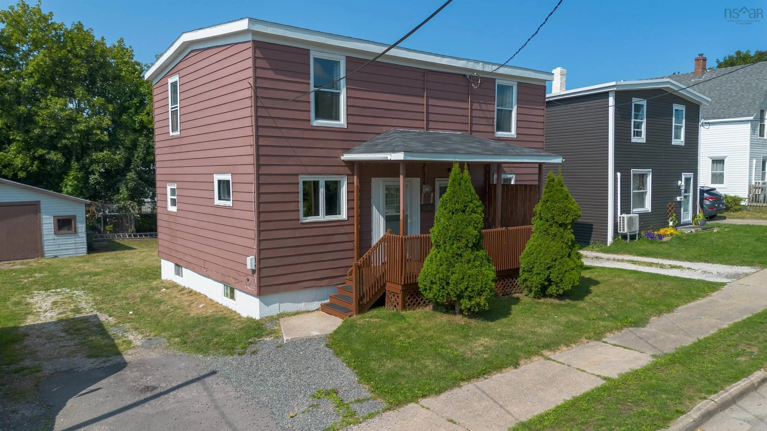 192-194 Gatacre Street, Sydney, NS B1N 1Z2, 5 Bedrooms Bedrooms, ,Residential Income,For Sale,Gatacre,202522640