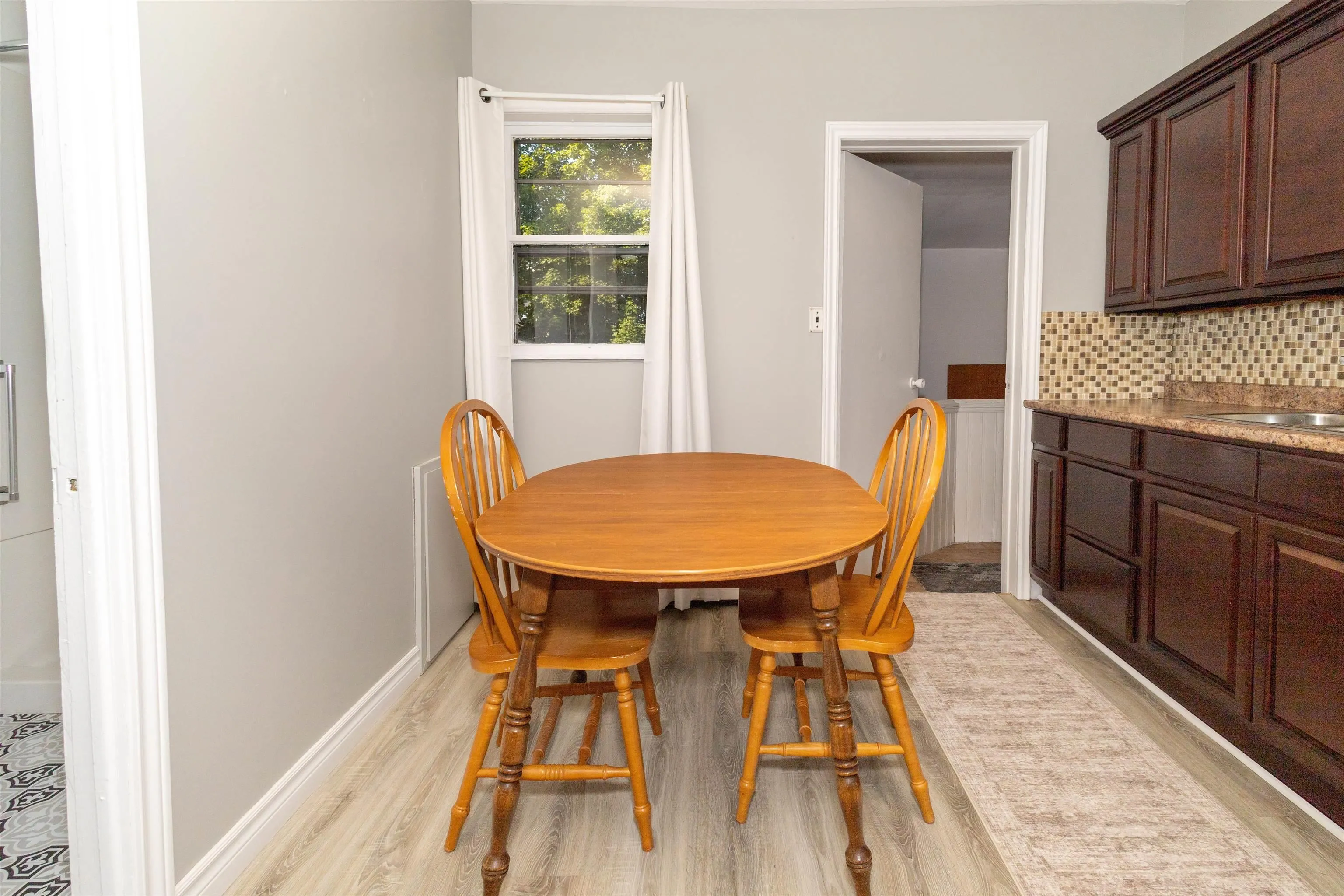 192-194 Gatacre Street, Sydney, NS B1N 1Z2, 5 Bedrooms Bedrooms, ,Residential Income,For Sale,Gatacre,202522640