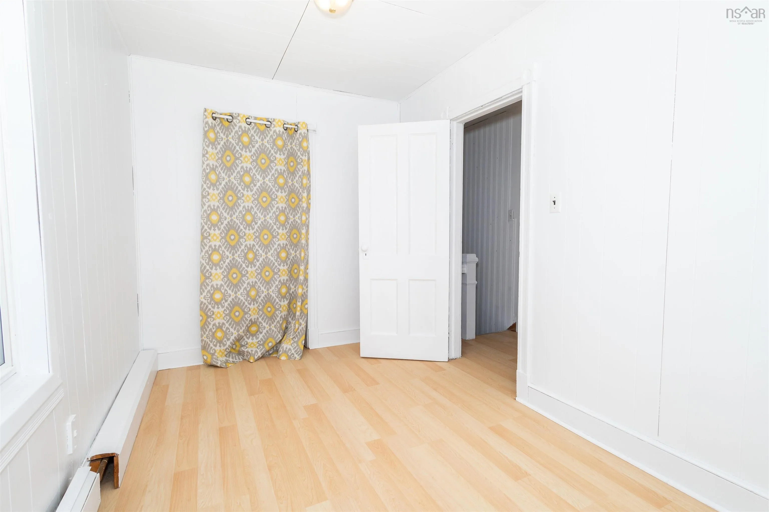 192-194 Gatacre Street, Sydney, NS B1N 1Z2, 5 Bedrooms Bedrooms, ,Residential Income,For Sale,Gatacre,202522640