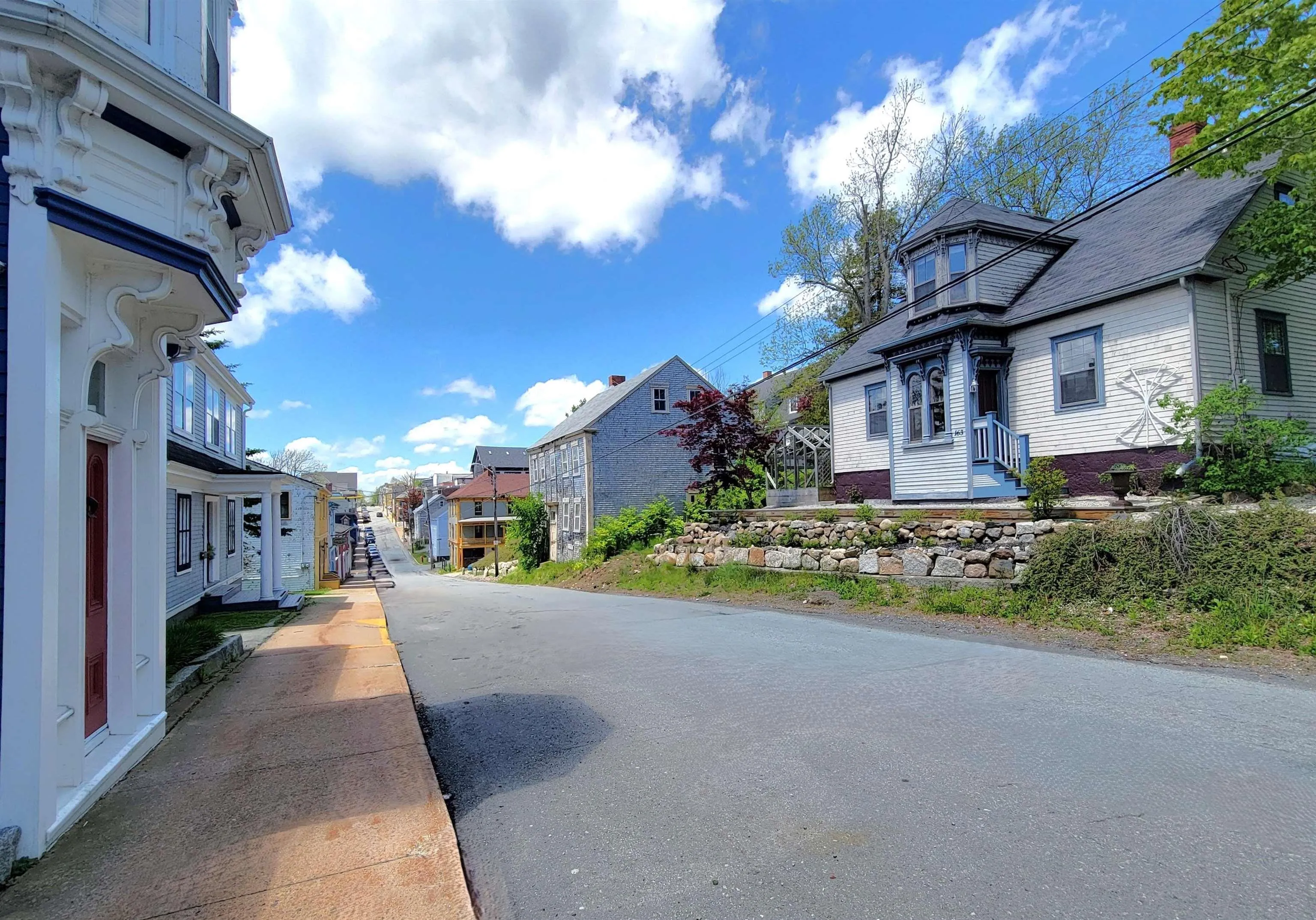 155 Pelham Street, Lunenburg, NS B0J 2C0, 5 Bedrooms Bedrooms, ,Residential,For Sale,Pelham,202520800