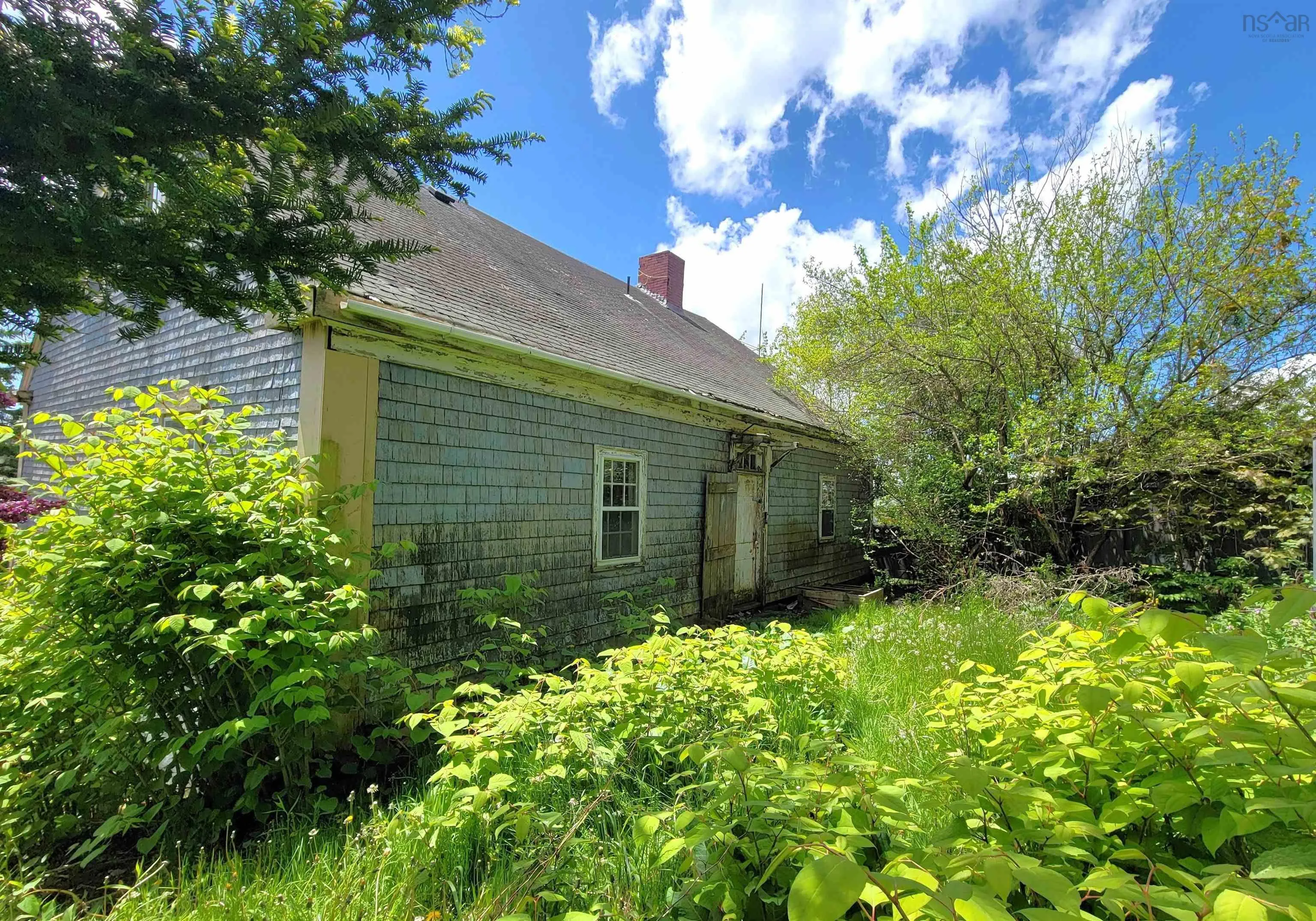 155 Pelham Street, Lunenburg, NS B0J 2C0, 5 Bedrooms Bedrooms, ,Residential,For Sale,Pelham,202520800