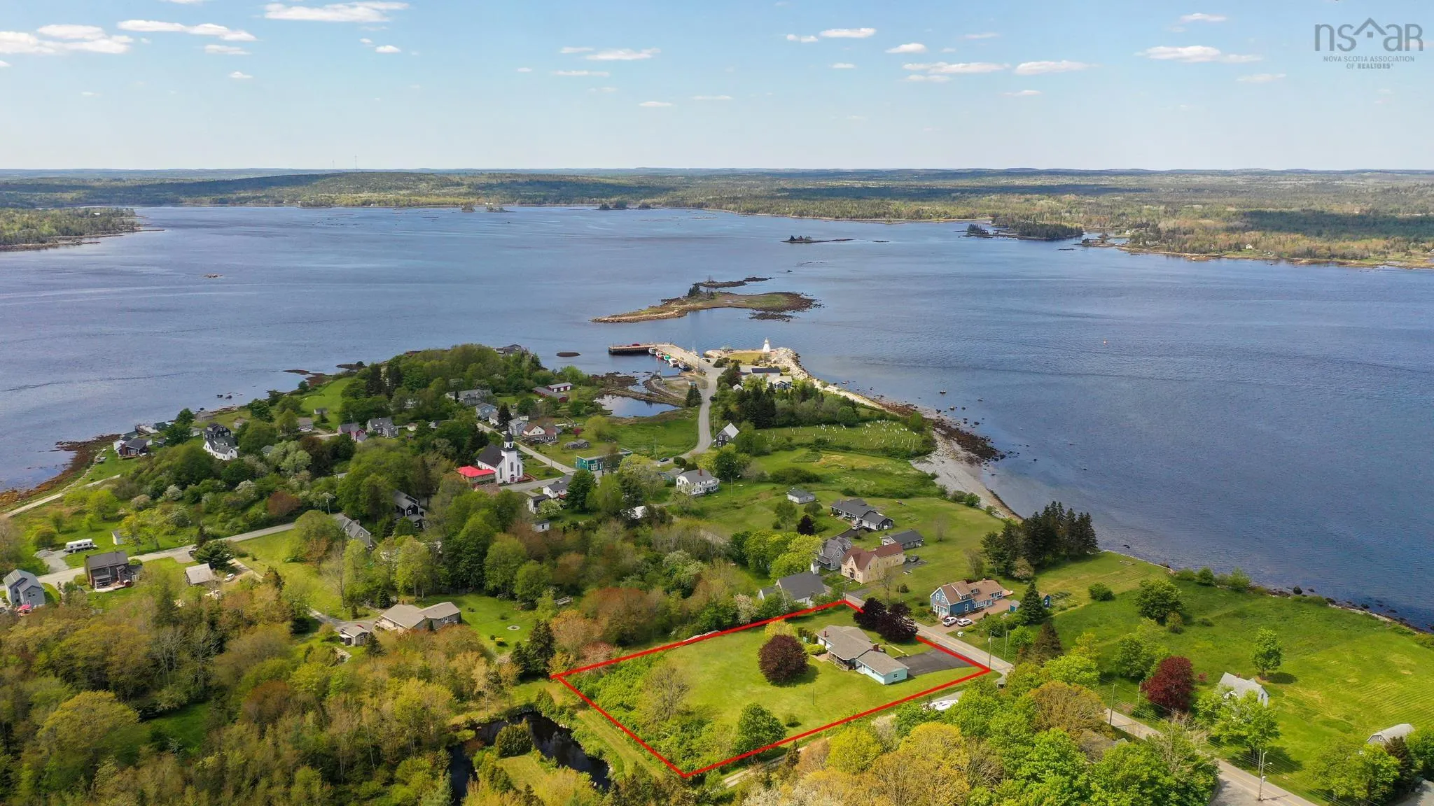 46 Long Cove Road, Port Medway, NS B0J 2T0, 3 Bedrooms Bedrooms, ,2 BathroomsBathrooms,Residential,For Sale,Long Cove,202512983