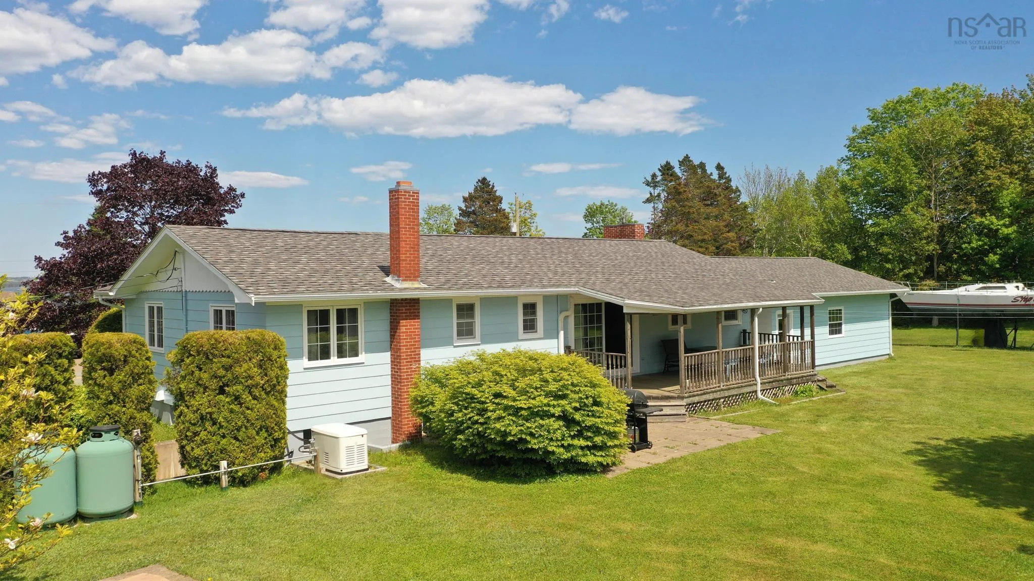46 Long Cove Road, Port Medway, NS B0J 2T0, 3 Bedrooms Bedrooms, ,2 BathroomsBathrooms,Residential,For Sale,Long Cove,202512983
