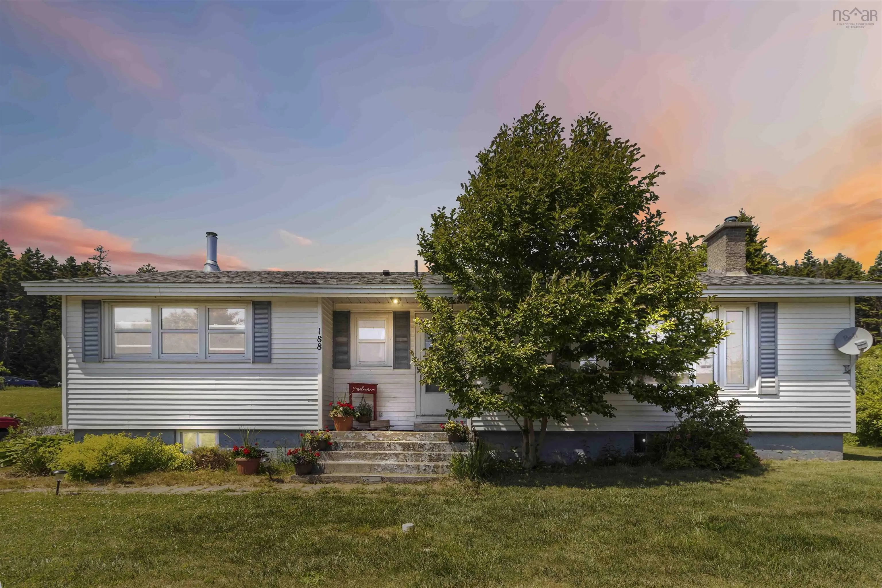 188 North Side Road, Riverport, NS B0J 2X0, 3 Bedrooms Bedrooms, ,1 BathroomBathrooms,Residential,For Sale,North Side,202518141