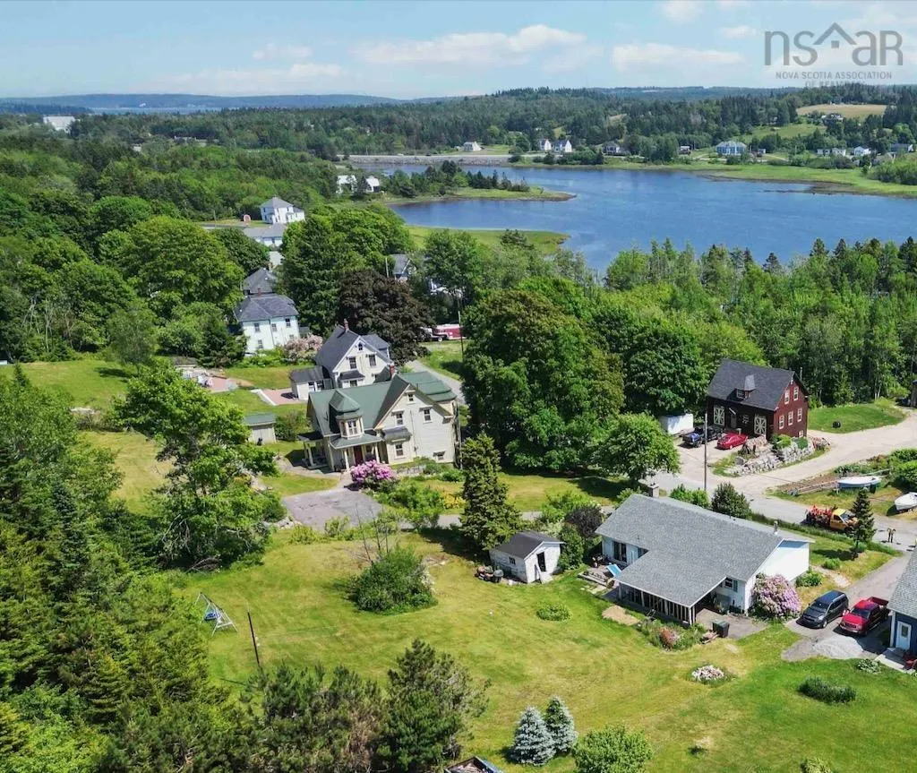 188 North Side Road, Riverport, NS B0J 2X0, 3 Bedrooms Bedrooms, ,1 BathroomBathrooms,Residential,For Sale,North Side,202518141
