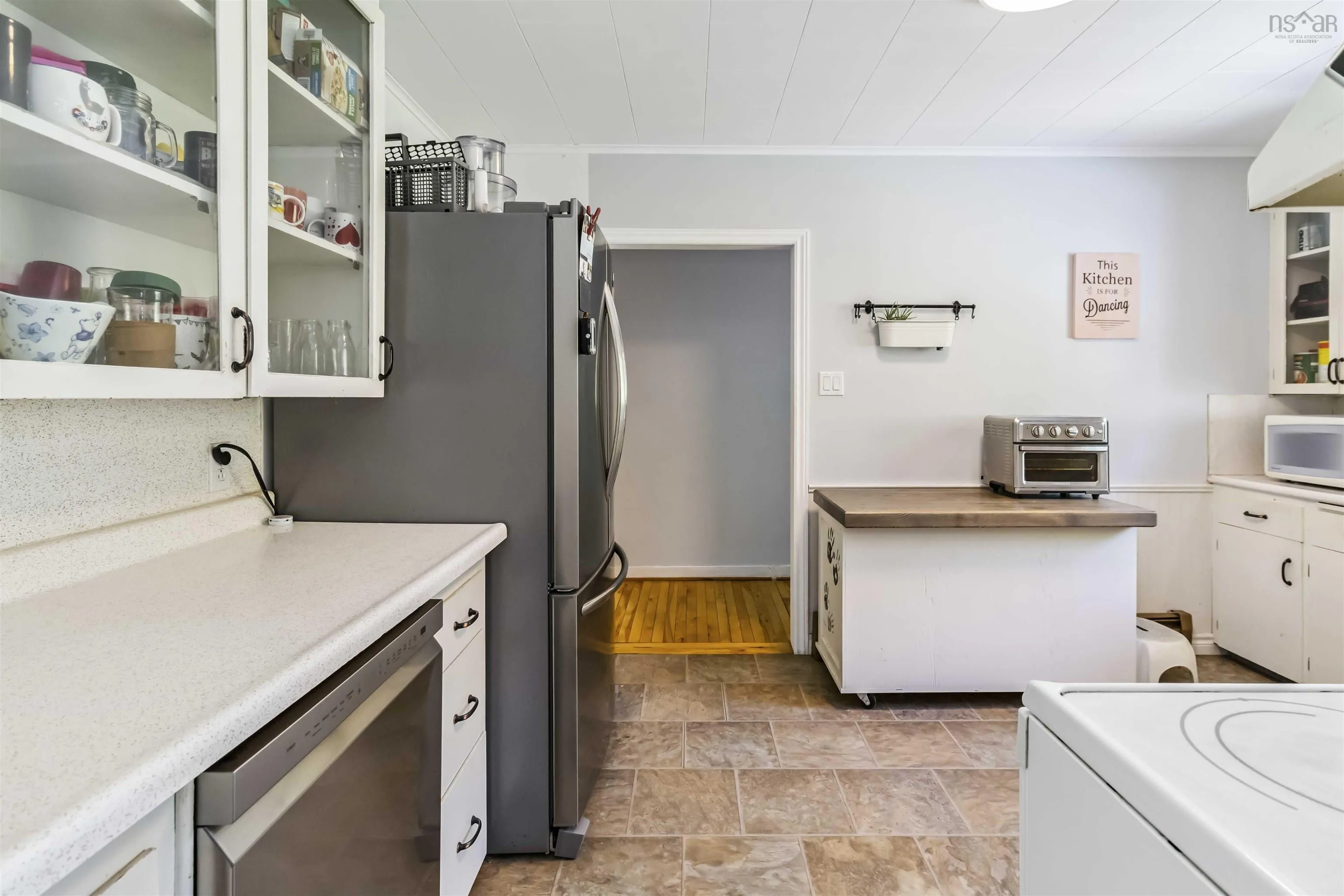 188 North Side Road, Riverport, NS B0J 2X0, 3 Bedrooms Bedrooms, ,1 BathroomBathrooms,Residential,For Sale,North Side,202518141