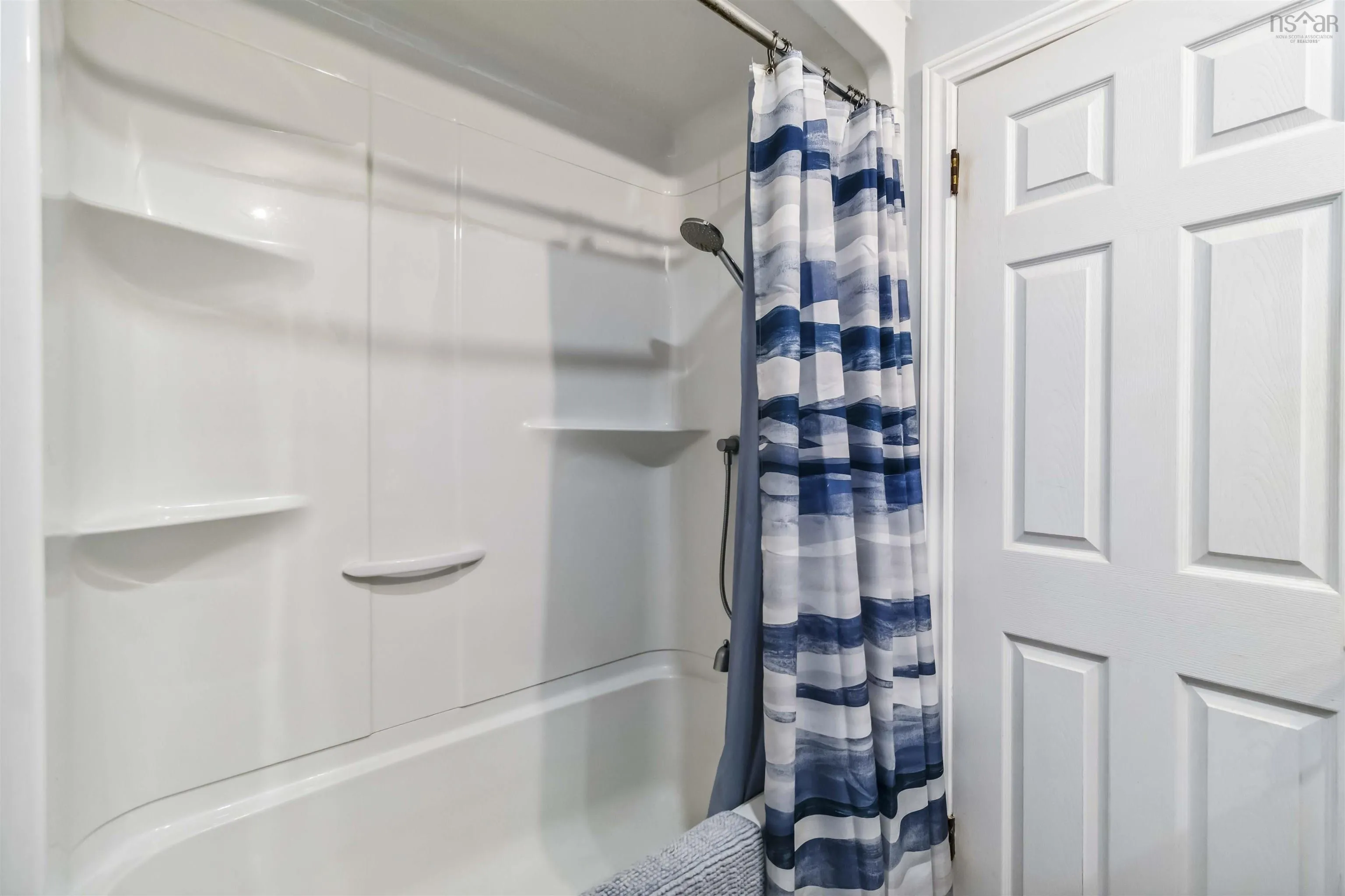 188 North Side Road, Riverport, NS B0J 2X0, 3 Bedrooms Bedrooms, ,1 BathroomBathrooms,Residential,For Sale,North Side,202518141