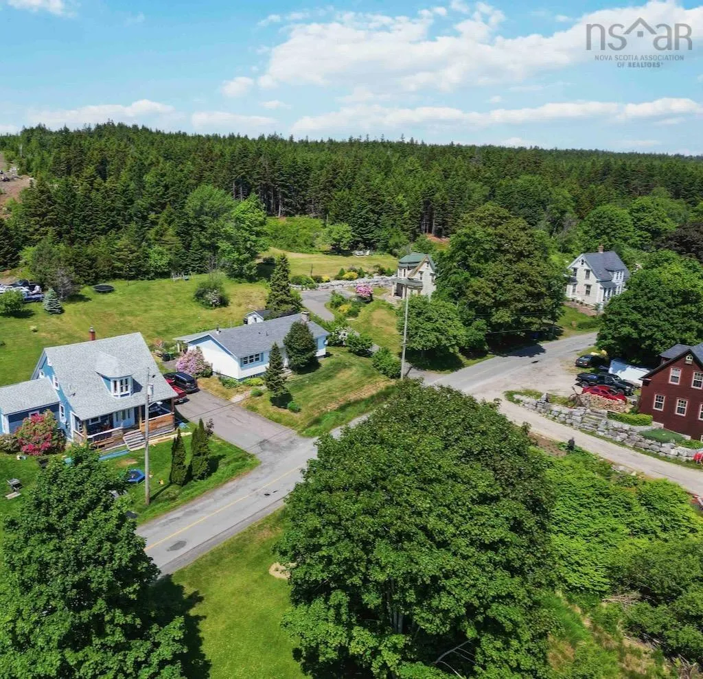 188 North Side Road, Riverport, NS B0J 2X0, 3 Bedrooms Bedrooms, ,1 BathroomBathrooms,Residential,For Sale,North Side,202518141
