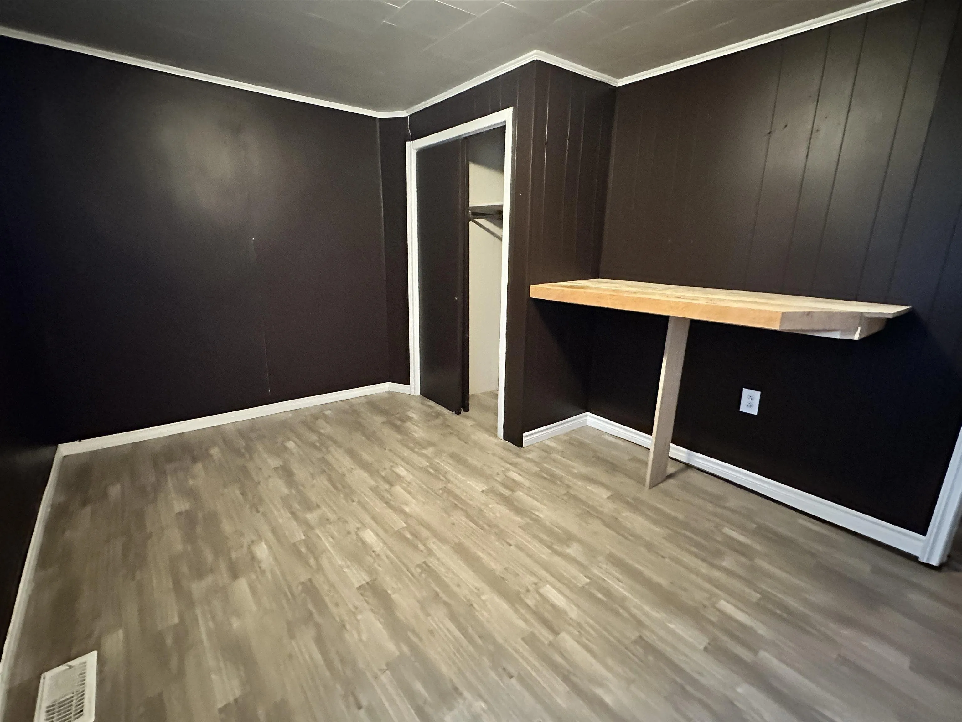 83 Glenwood Street, Milton, NS B0T 1P0, 3 Bedrooms Bedrooms, ,1 BathroomBathrooms,Residential,For Sale,Glenwood,202522482