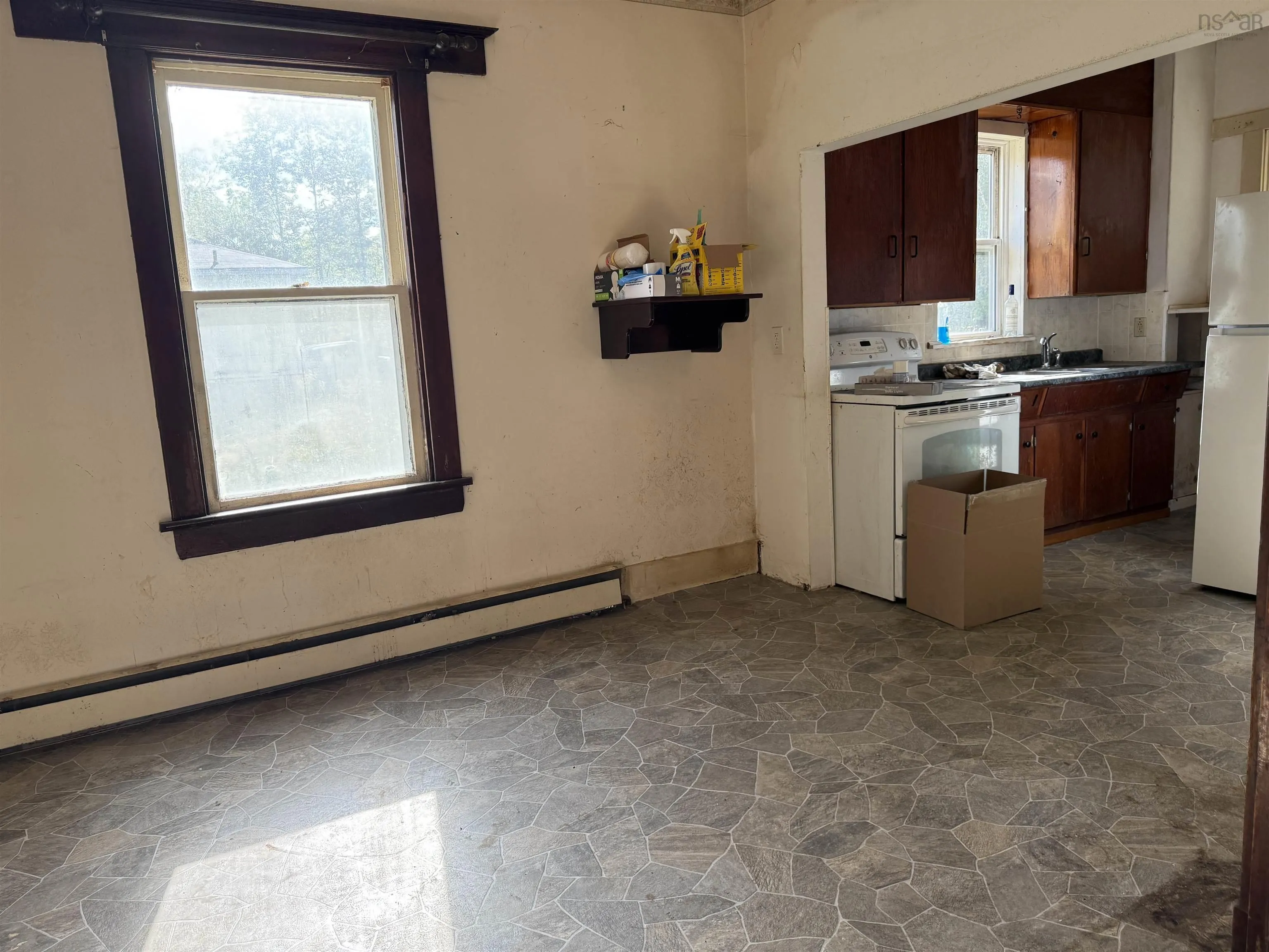73 Ellis Street, New Glasgow, NS B2H 2G9, 2 Bedrooms Bedrooms, ,1 BathroomBathrooms,Residential,For Sale,Ellis,202523396