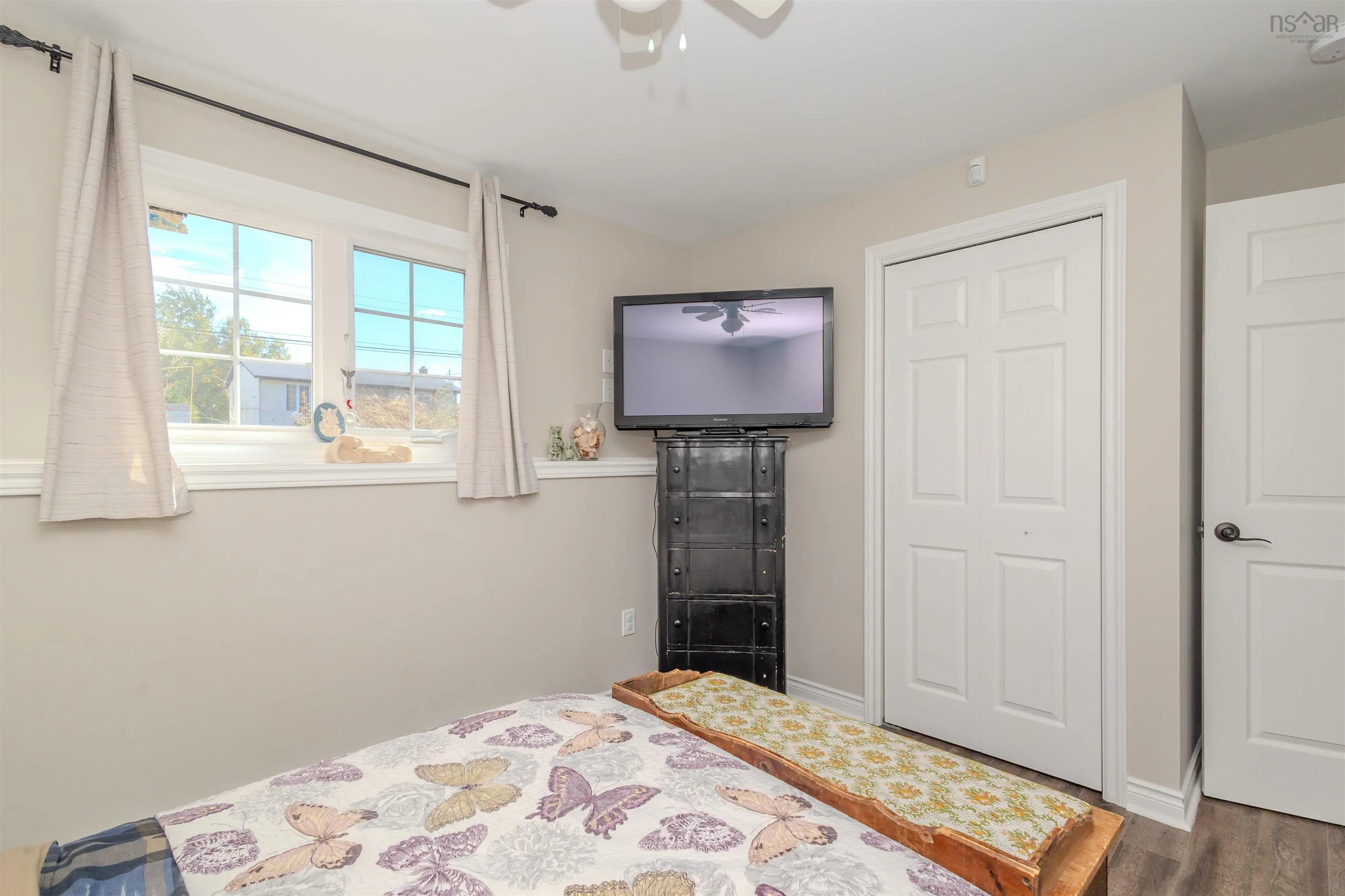 736 Cottage Road, Sydney, NS B1P 6S6, 4 Bedrooms Bedrooms, ,2 BathroomsBathrooms,Residential,For Sale,Cottage,202525615