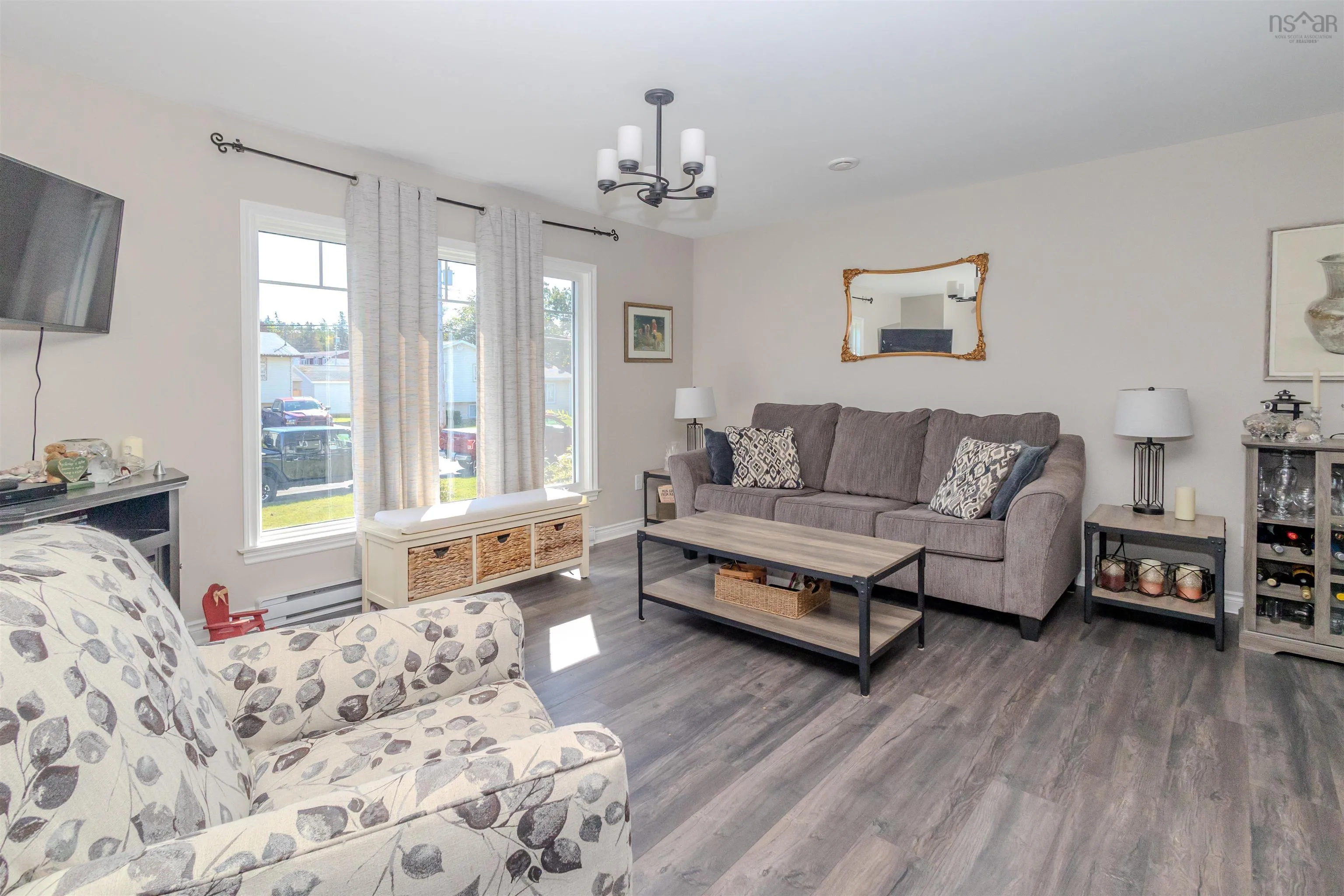736 Cottage Road, Sydney, NS B1P 6S6, 4 Bedrooms Bedrooms, ,2 BathroomsBathrooms,Residential,For Sale,Cottage,202525615