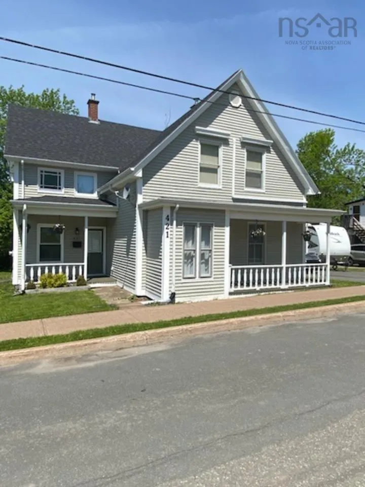 421 Pleasant Street, New Glasgow, NS B2H 2Z4, 3 Bedrooms Bedrooms, ,2 BathroomsBathrooms,Residential,For Sale,Pleasant,202513435