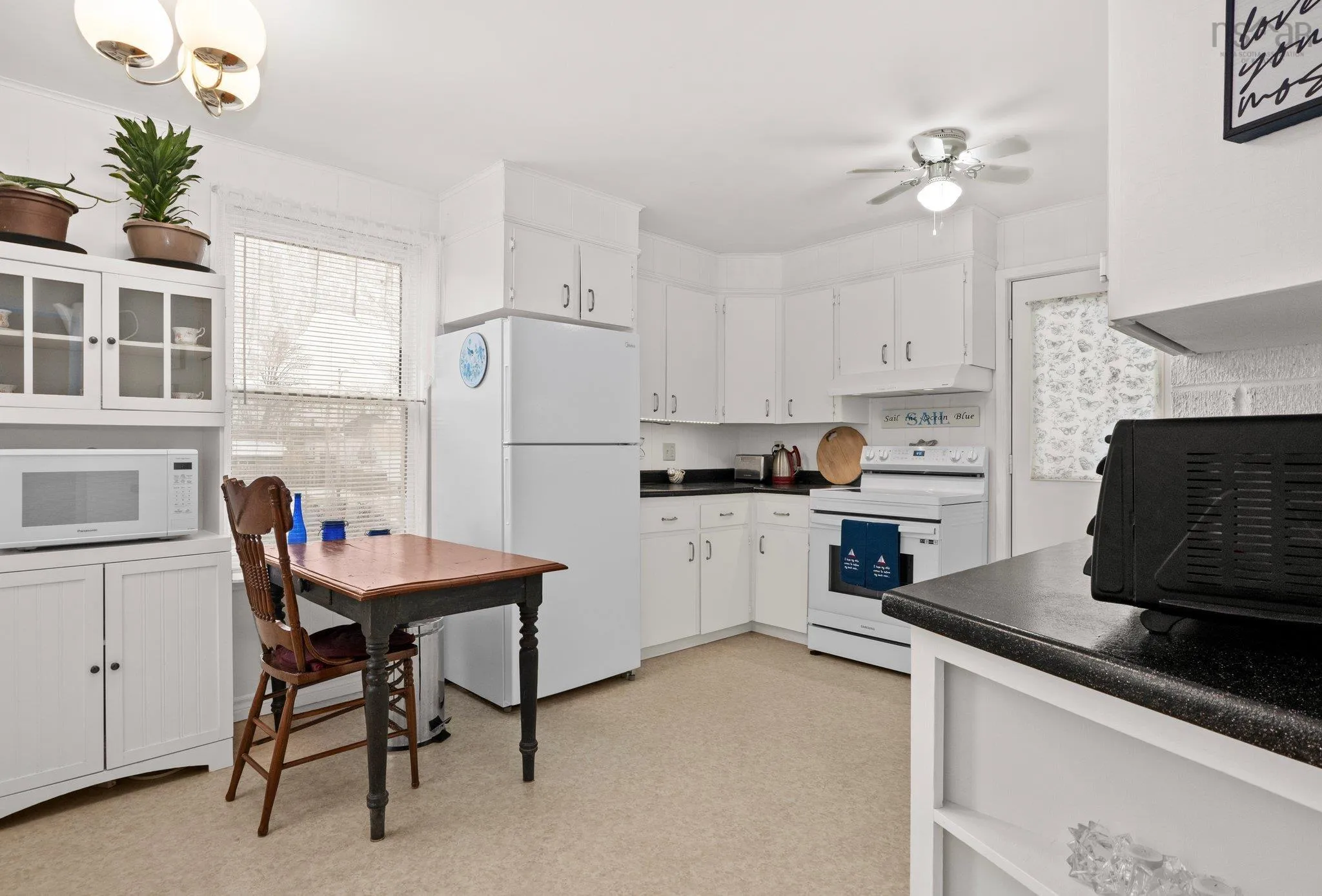 421 Pleasant Street, New Glasgow, NS B2H 2Z4, 3 Bedrooms Bedrooms, ,2 BathroomsBathrooms,Residential,For Sale,Pleasant,202513435