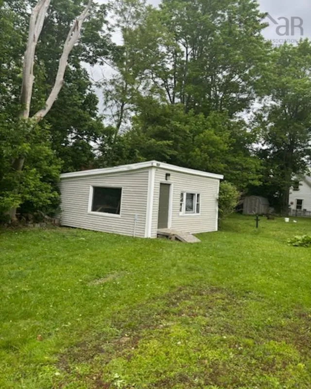 421 Pleasant Street, New Glasgow, NS B2H 2Z4, 3 Bedrooms Bedrooms, ,2 BathroomsBathrooms,Residential,For Sale,Pleasant,202513435