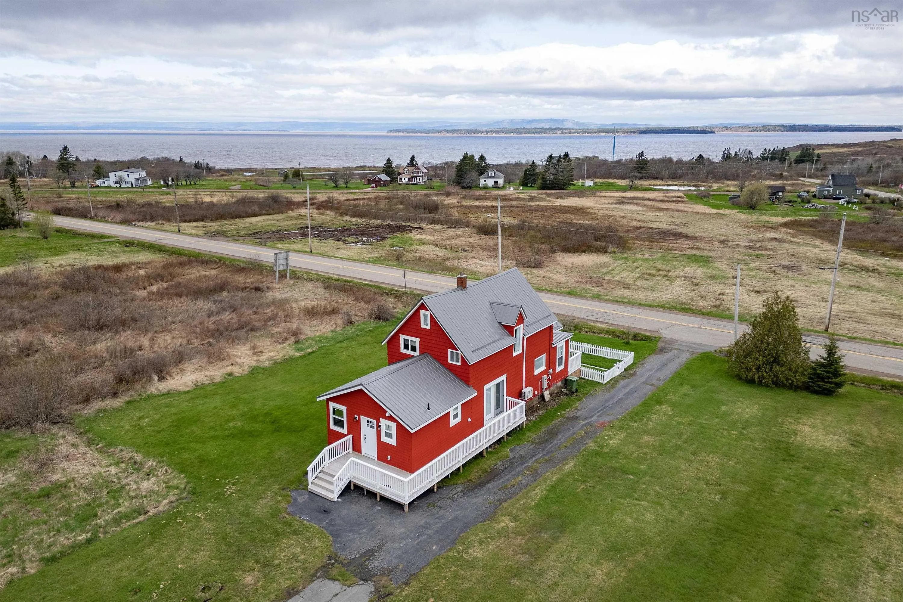 7704 Shulie Road, Joggins Ns B0l 1a0, 3 Bedrooms Bedrooms, ,3 BathroomsBathrooms,Residential,For Sale,Shulie,202502319