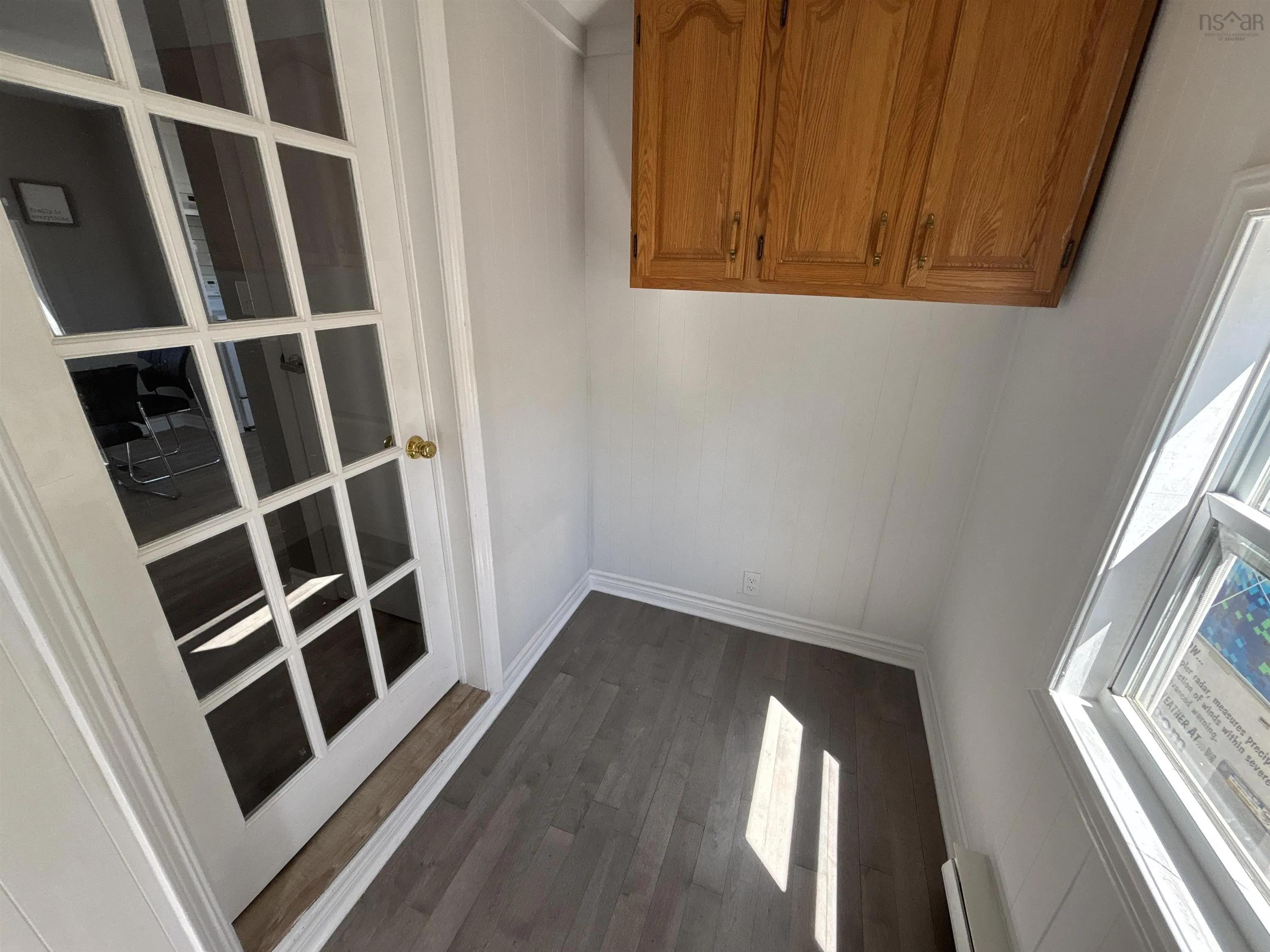 31 Earleton Avenue, Dartmouth, NS B2Y 2A6, 3 Bedrooms Bedrooms, ,1 BathroomBathrooms,Residential,For Sale,Earleton,202520796