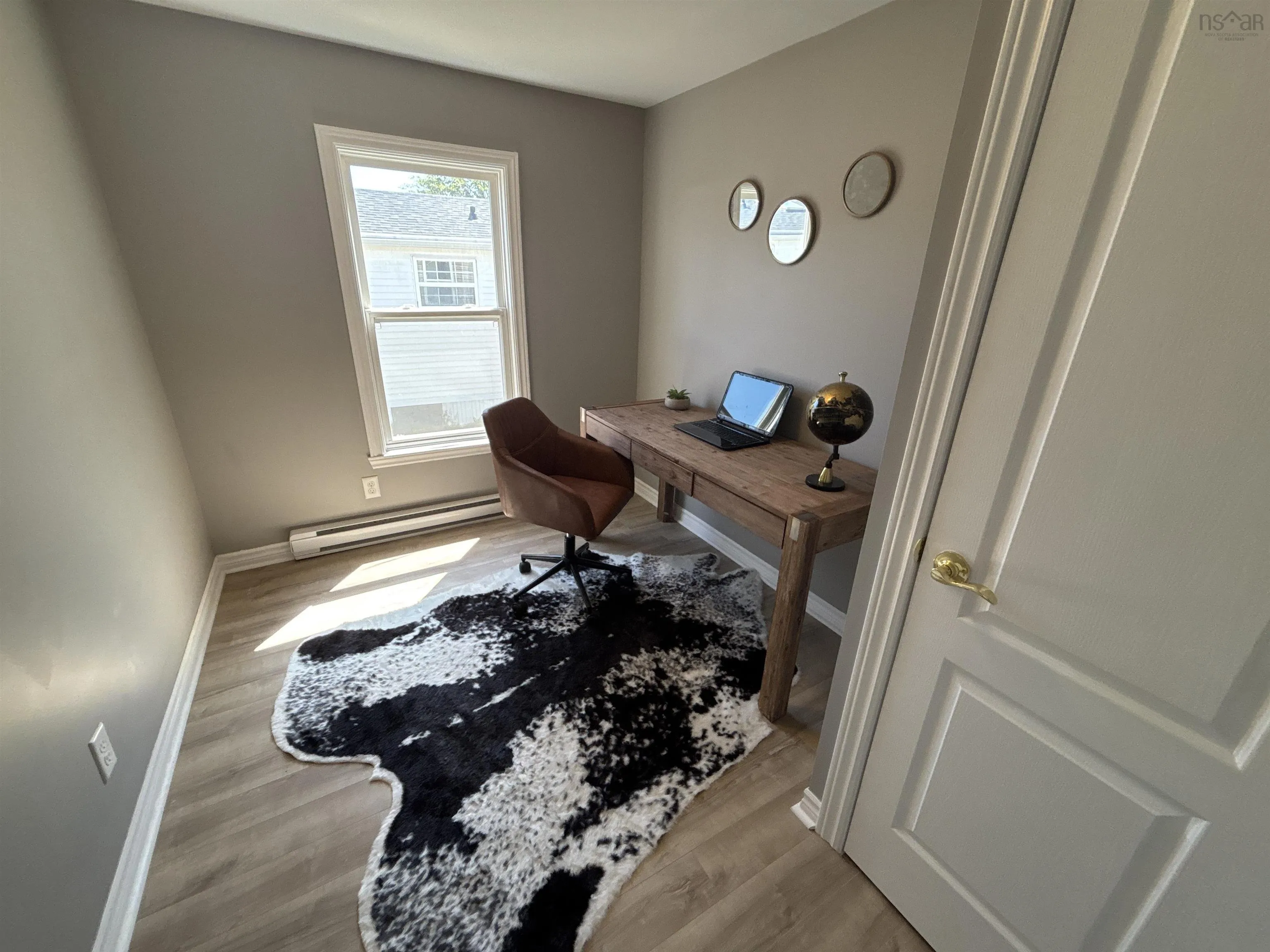 31 Earleton Avenue, Dartmouth, NS B2Y 2A6, 3 Bedrooms Bedrooms, ,1 BathroomBathrooms,Residential,For Sale,Earleton,202520796