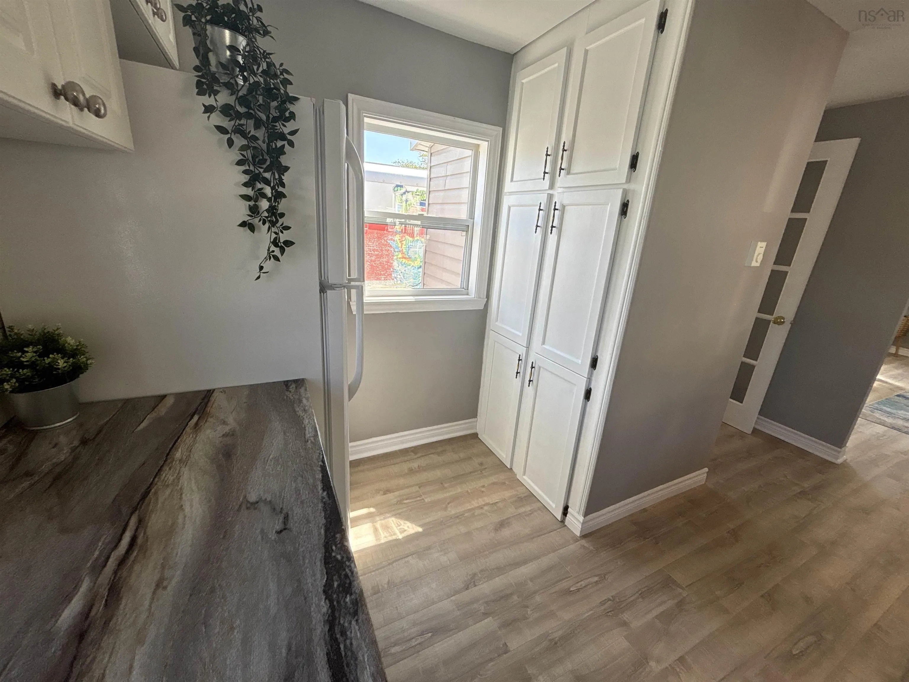 31 Earleton Avenue, Dartmouth, NS B2Y 2A6, 3 Bedrooms Bedrooms, ,1 BathroomBathrooms,Residential,For Sale,Earleton,202520796