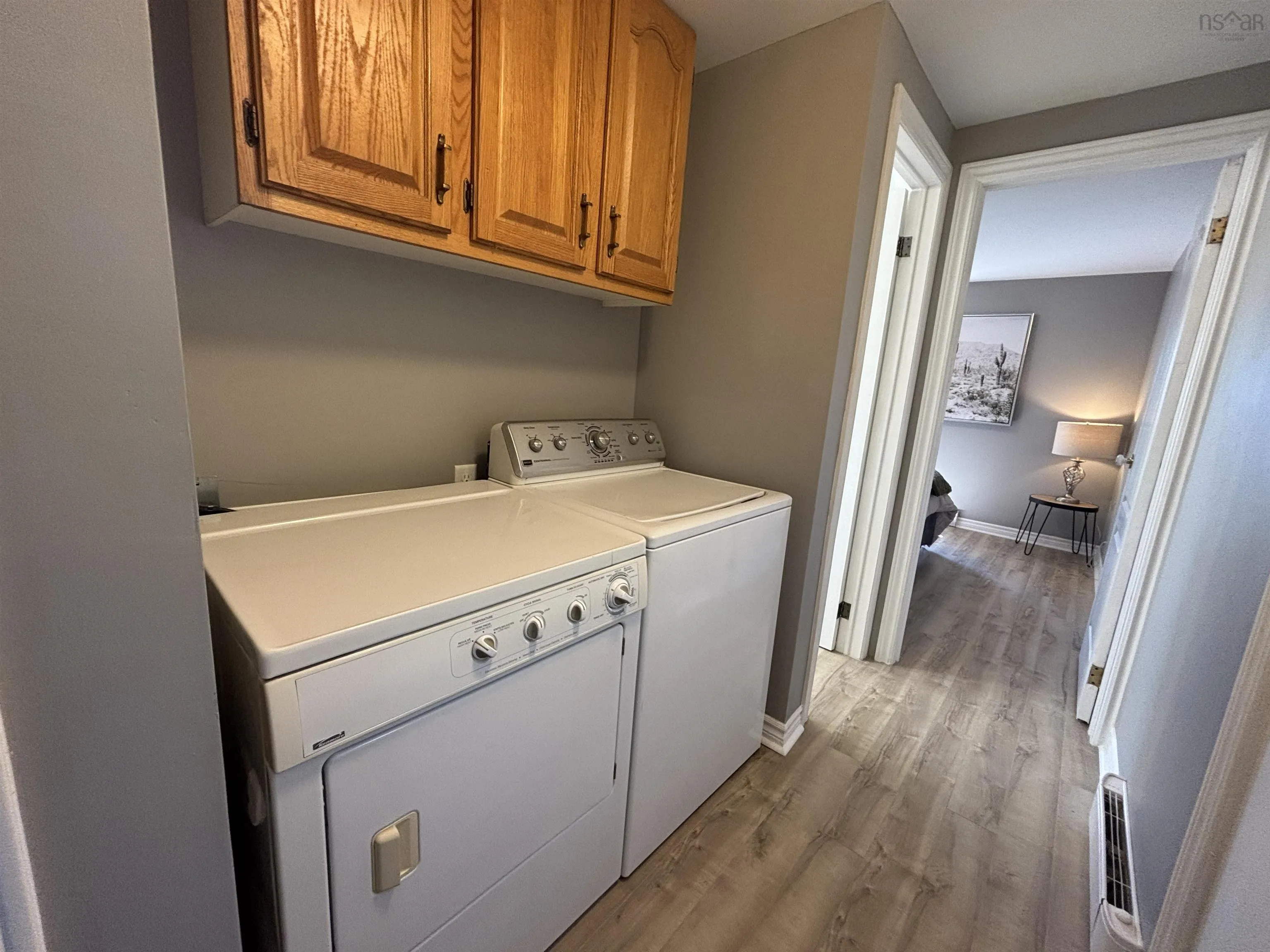 31 Earleton Avenue, Dartmouth, NS B2Y 2A6, 3 Bedrooms Bedrooms, ,1 BathroomBathrooms,Residential,For Sale,Earleton,202520796