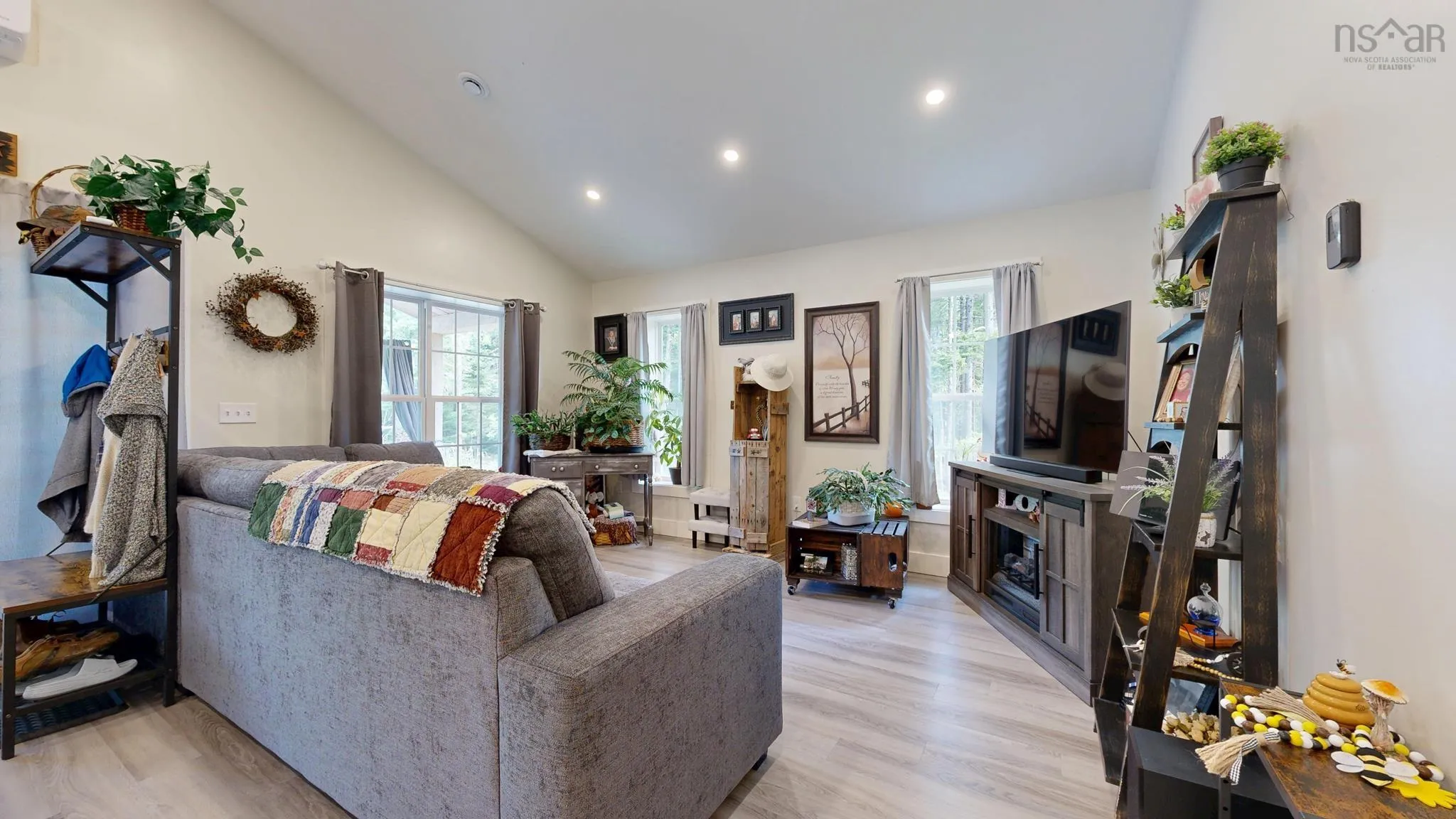 17 Loon Lane, Aylesford Lake, NS B0P 1C0, 3 Bedrooms Bedrooms, ,1 BathroomBathrooms,Residential,For Sale,Loon,202518747