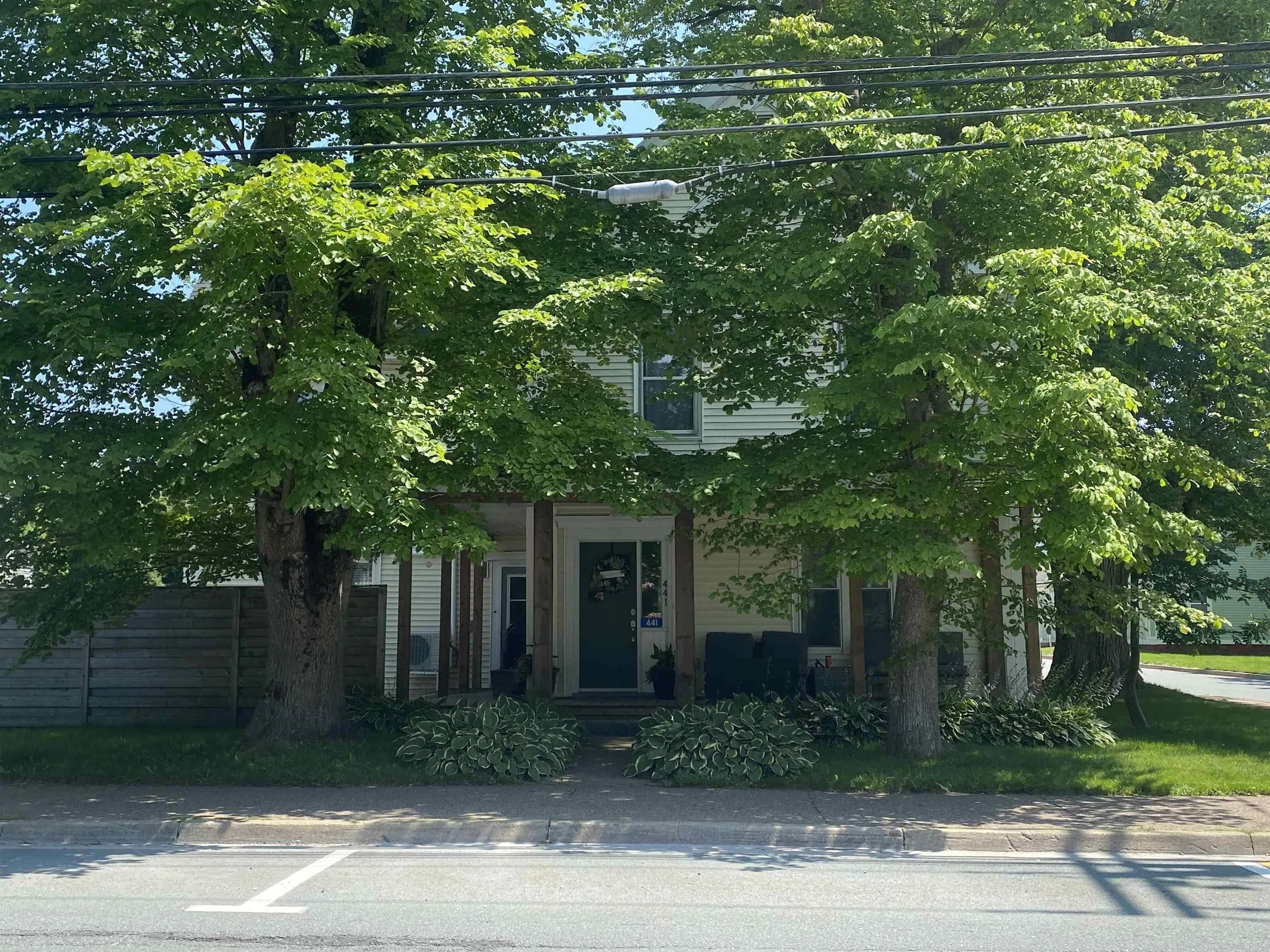 441 Main Street, Liverpool, NS B0T 1K0, 5 Bedrooms Bedrooms, ,3 BathroomsBathrooms,Residential,For Sale,Main,202517916