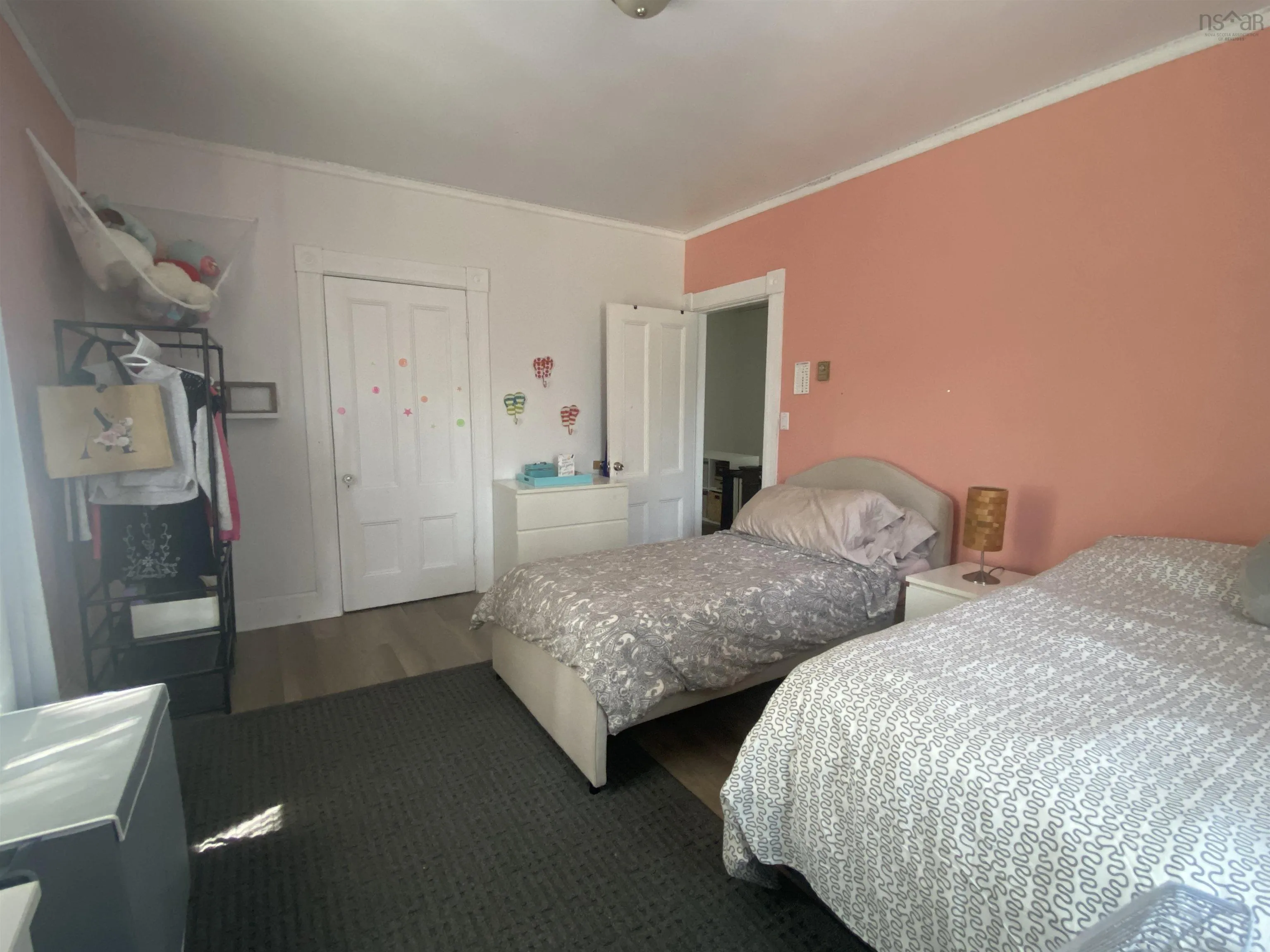441 Main Street, Liverpool, NS B0T 1K0, 5 Bedrooms Bedrooms, ,3 BathroomsBathrooms,Residential,For Sale,Main,202517916