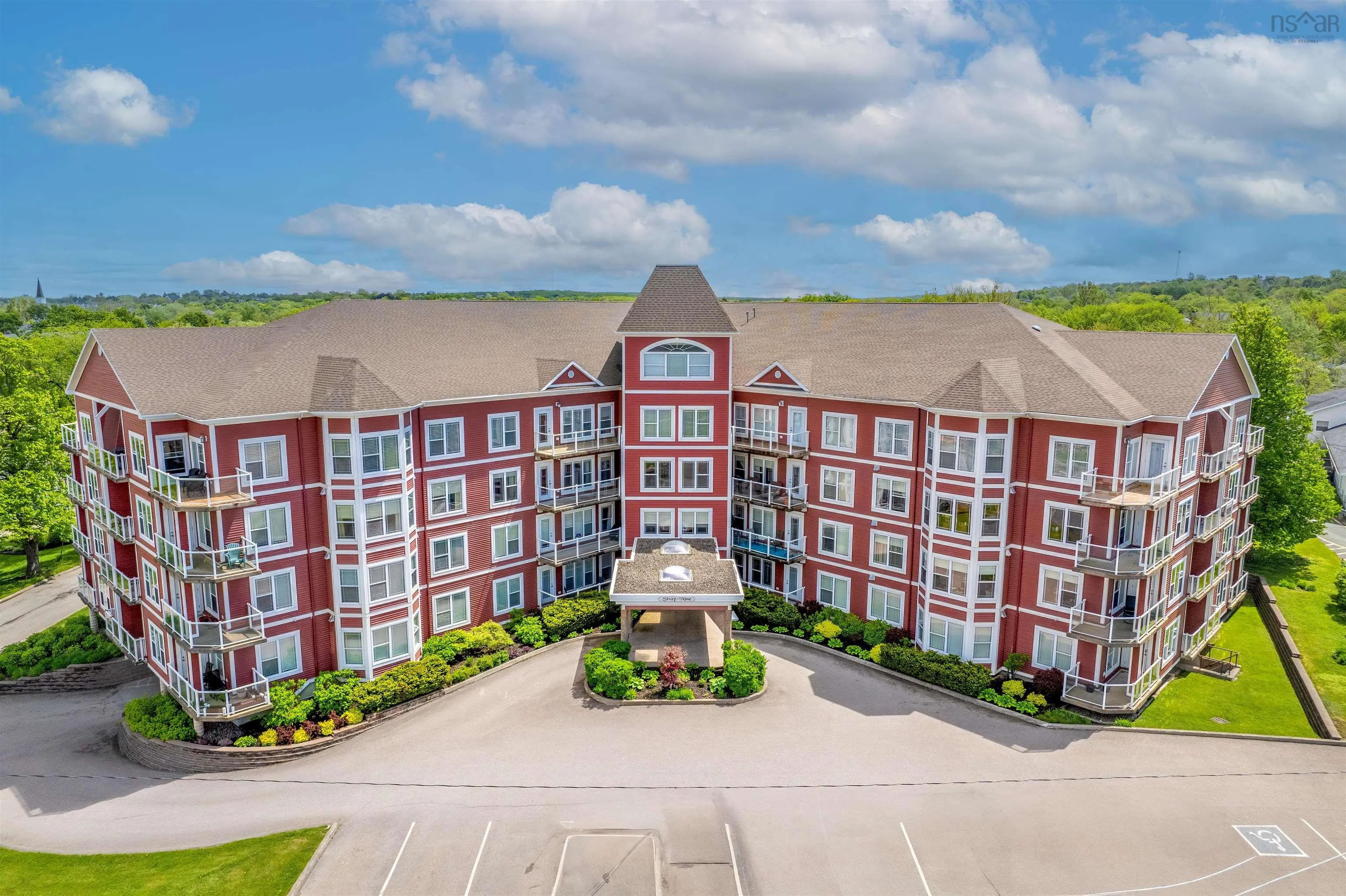 104-69 69 Kings Road, Sydney, NS B1S 3X4, 1 Bedroom Bedrooms, ,1 BathroomBathrooms,Residential,For Sale,Kings,202518295