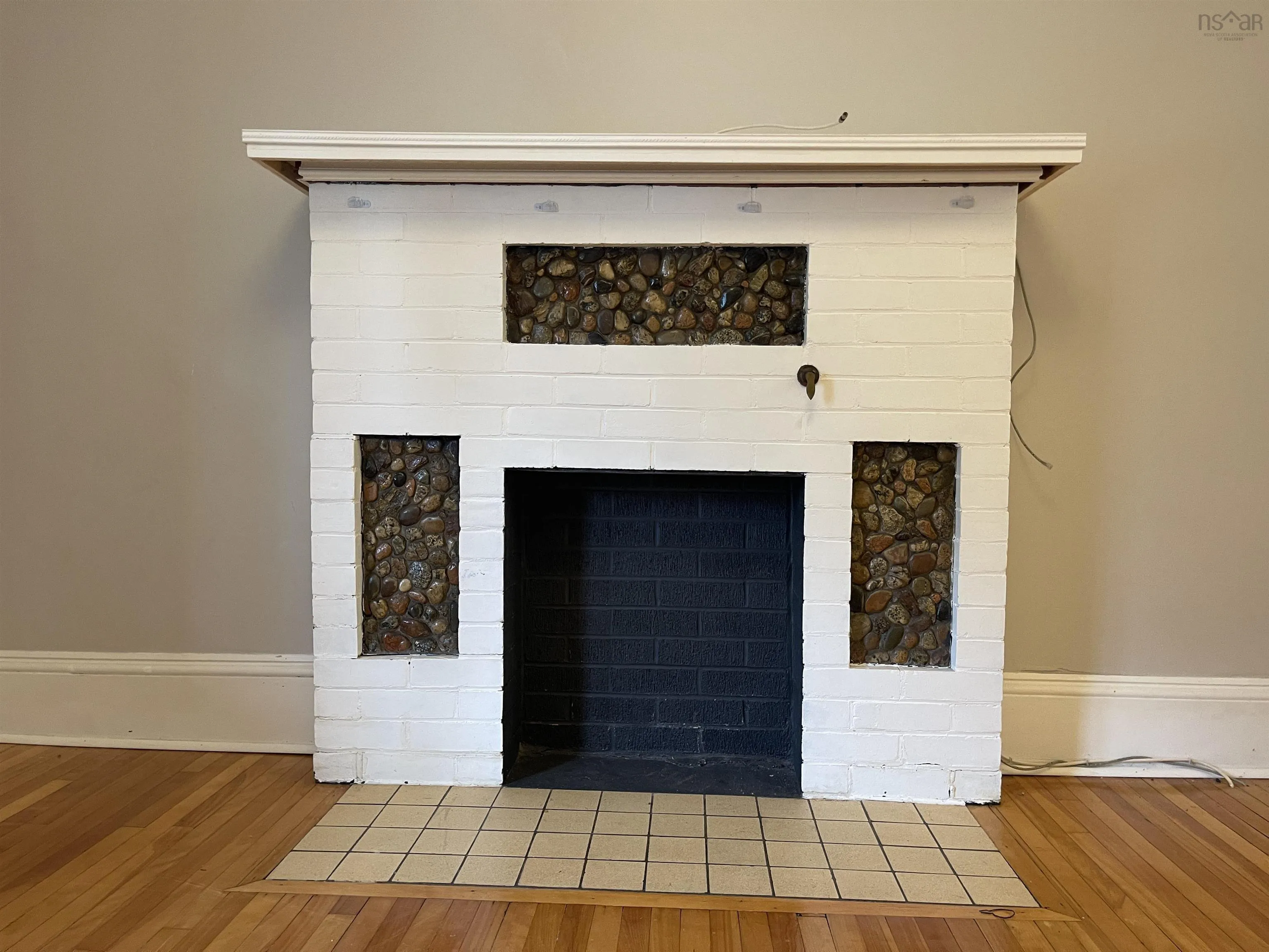 42 Bell Street, New Glasgow, NS B2H 2A9, 3 Bedrooms Bedrooms, ,1 BathroomBathrooms,Residential,For Sale,Bell,202524888