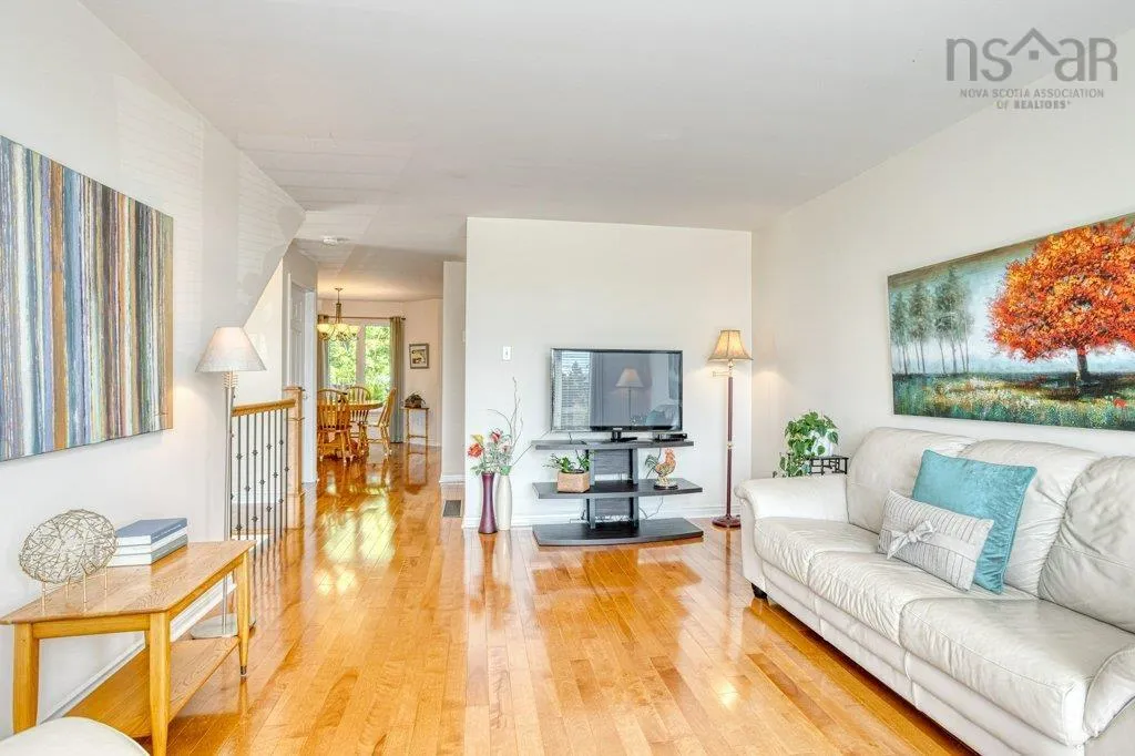51 Brookshire Court, Bedford, NS B4A 4E2, 3 Bedrooms Bedrooms, ,2 BathroomsBathrooms,Residential,For Sale,Brookshire,202522331