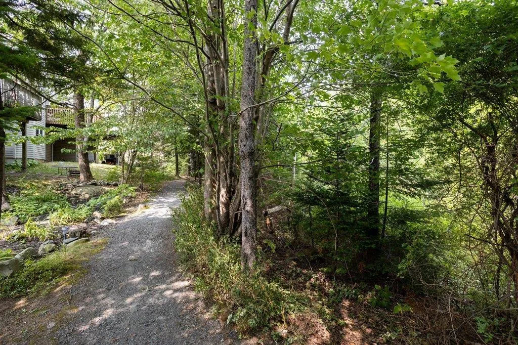 51 Brookshire Court, Bedford, NS B4A 4E2, 3 Bedrooms Bedrooms, ,2 BathroomsBathrooms,Residential,For Sale,Brookshire,202522331